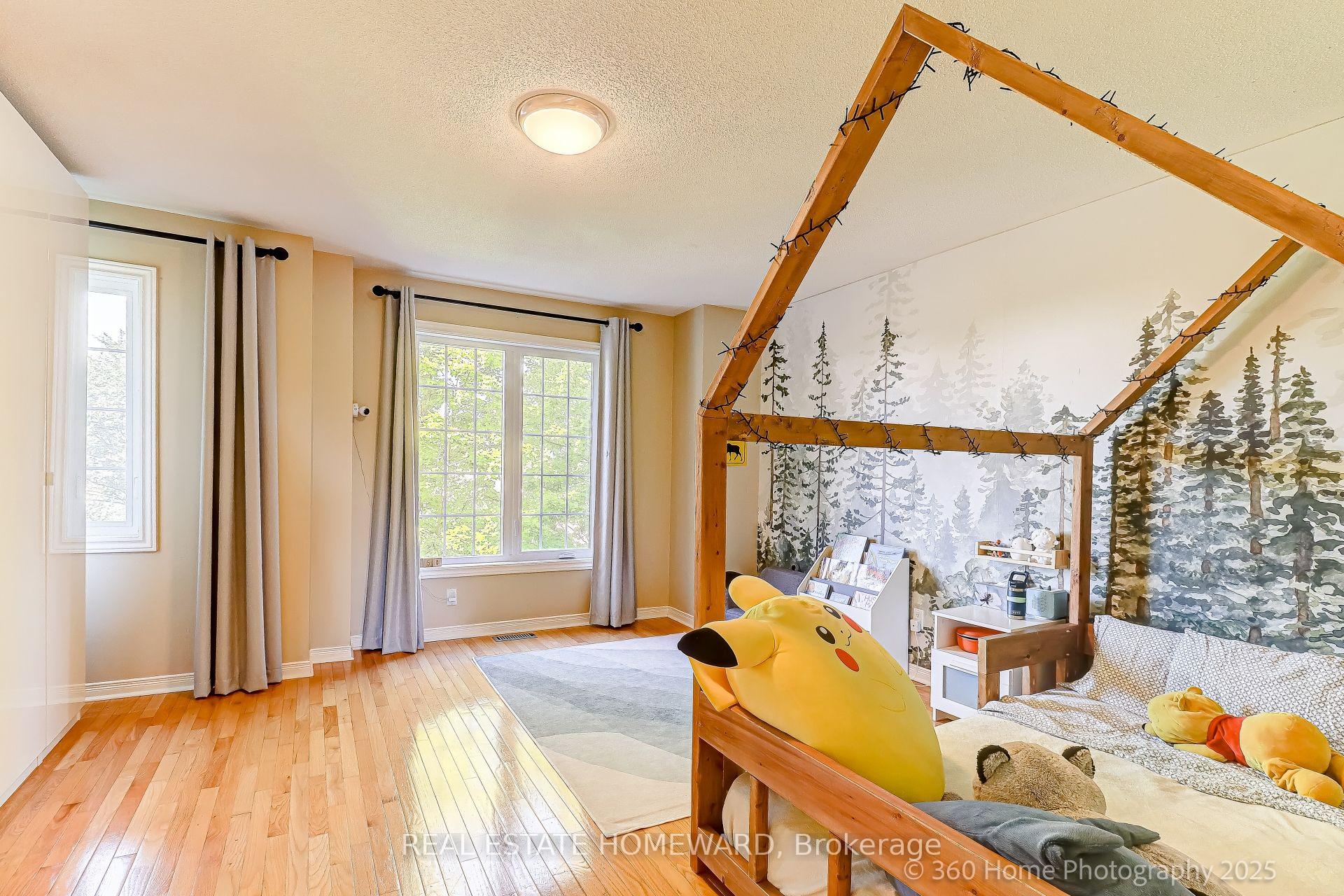 Photo 13 of 49 Ted Reeve Drive, Toronto, East End-Danforth — HOMEH