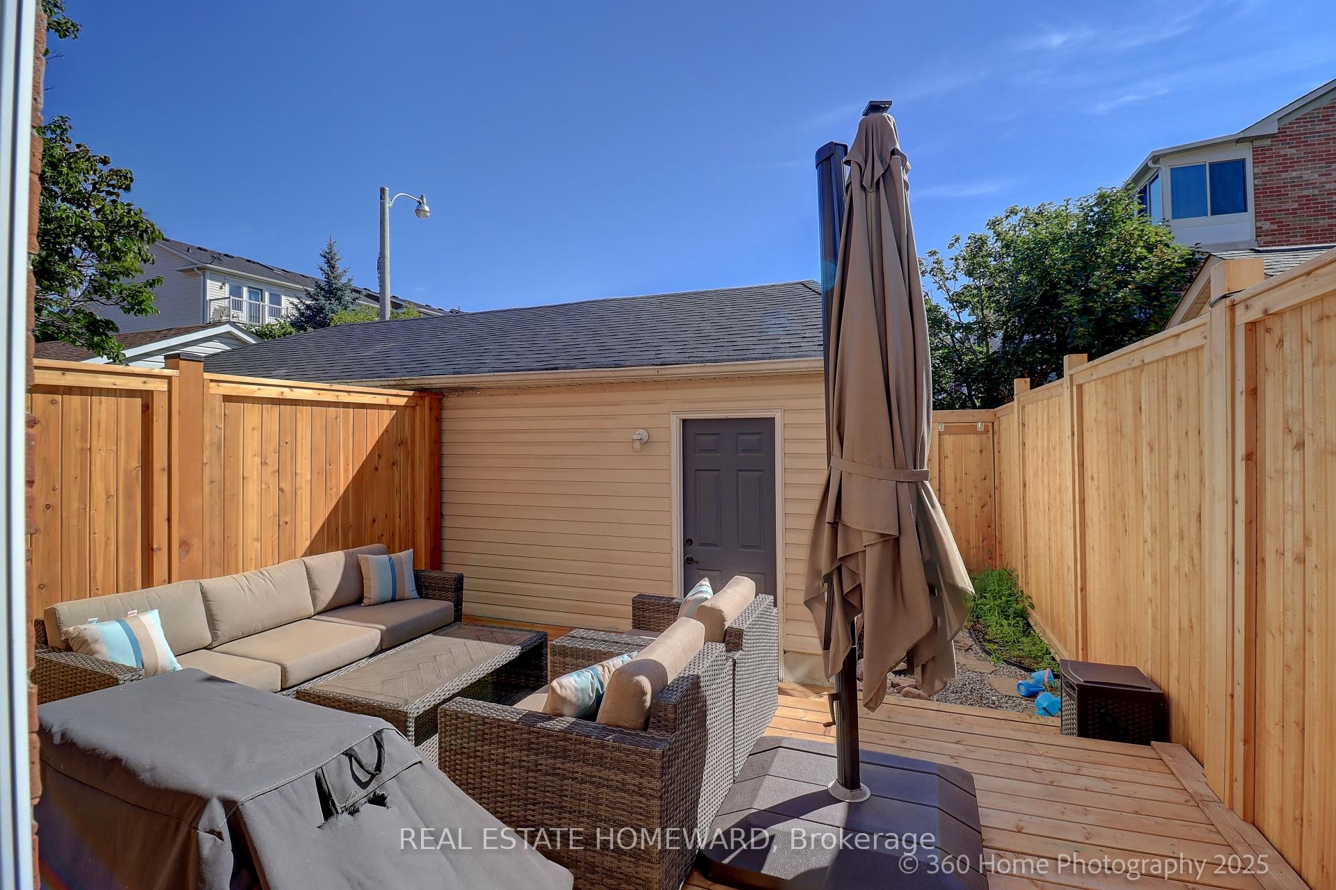 Photo 24 of 49 Ted Reeve Drive, Toronto, East End-Danforth — HOMEH