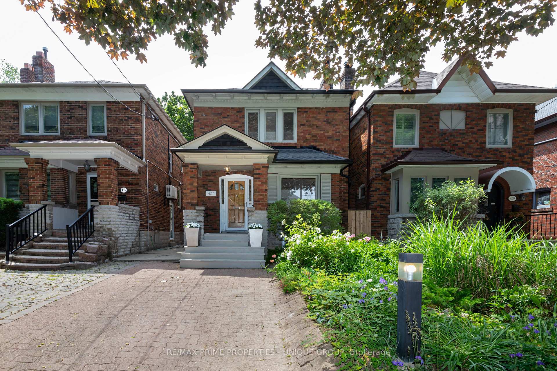 Photo 2 of 437 St Clements Avenue, Toronto, Lawrence Park South — HOMEH