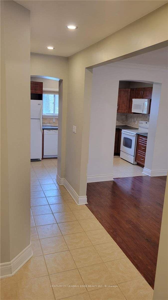 Photo 6 of 213 Woodfield Road, Toronto, Greenwood-Coxwell — HOMEH