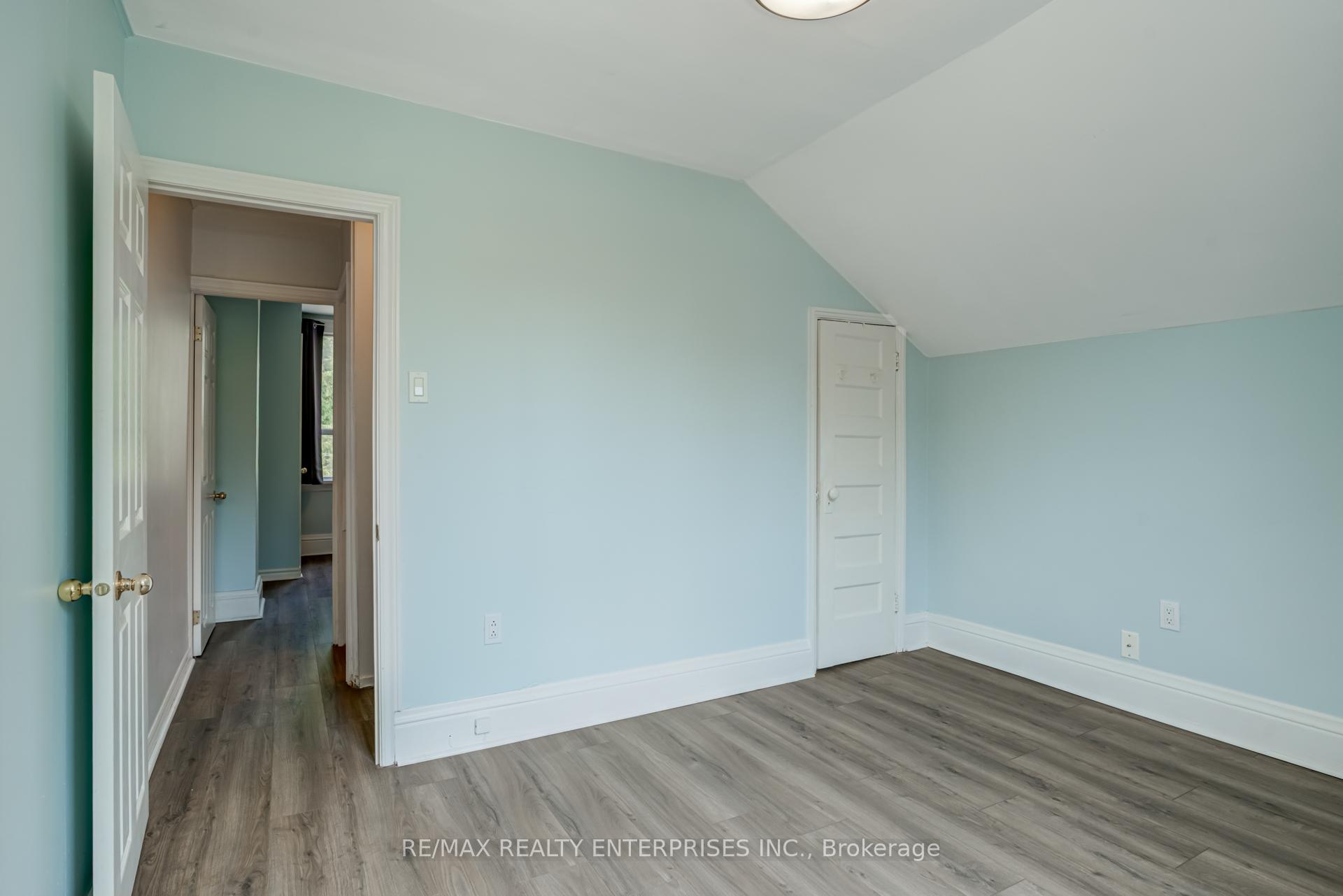 Photo 21 of 42 Roslin Avenue, Toronto, Lawrence Park North — HOMEH