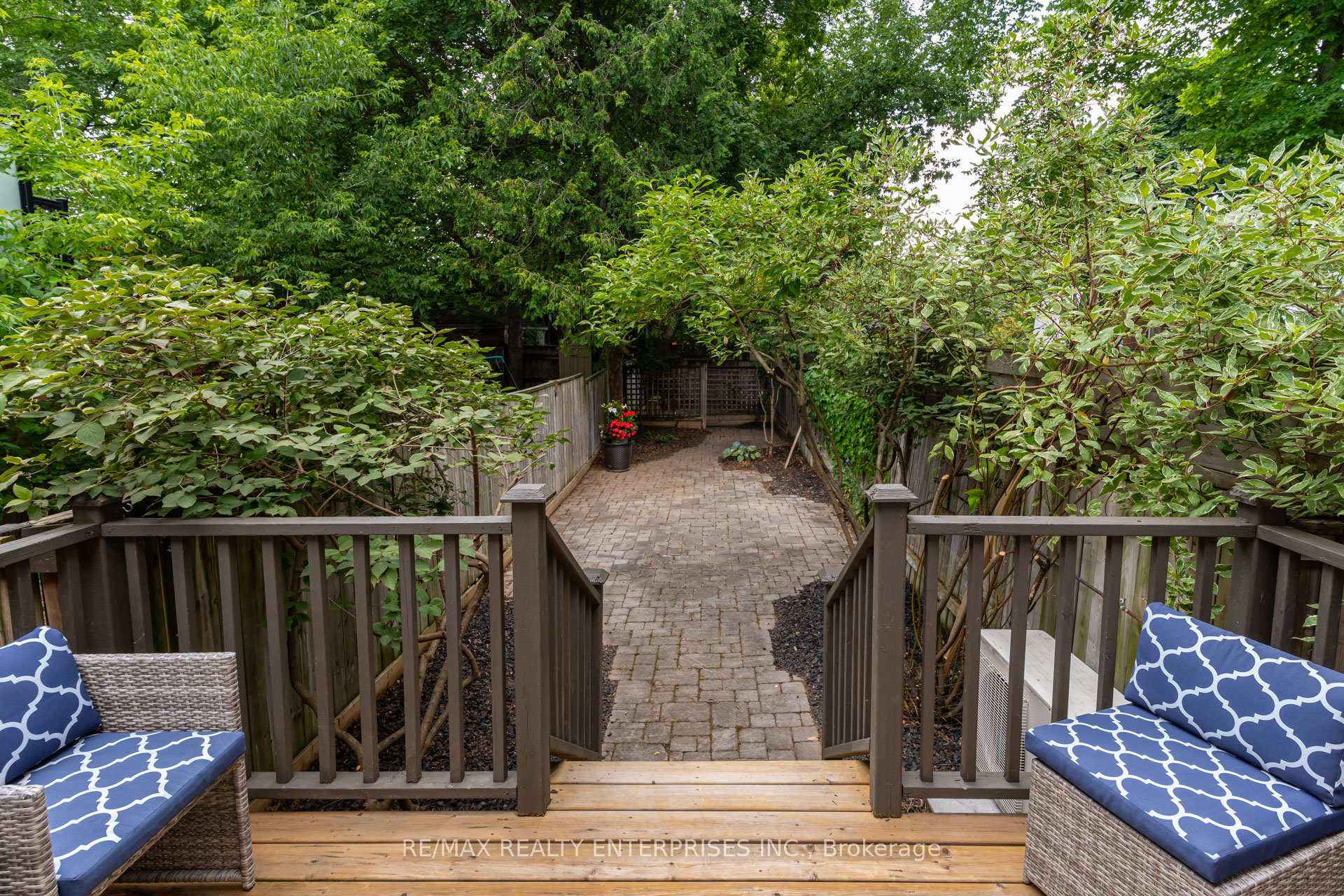 Photo 24 of 42 Roslin Avenue, Toronto, Lawrence Park North — HOMEH