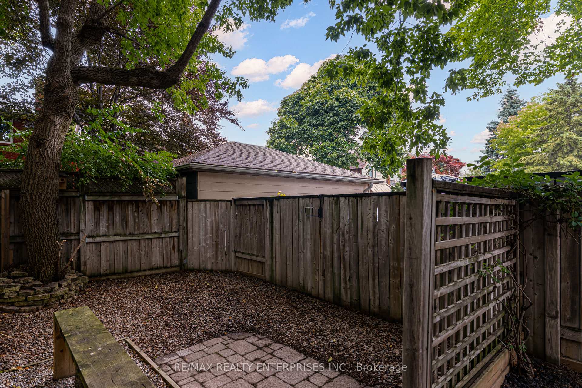 Photo 30 of 42 Roslin Avenue, Toronto, Lawrence Park North — HOMEH