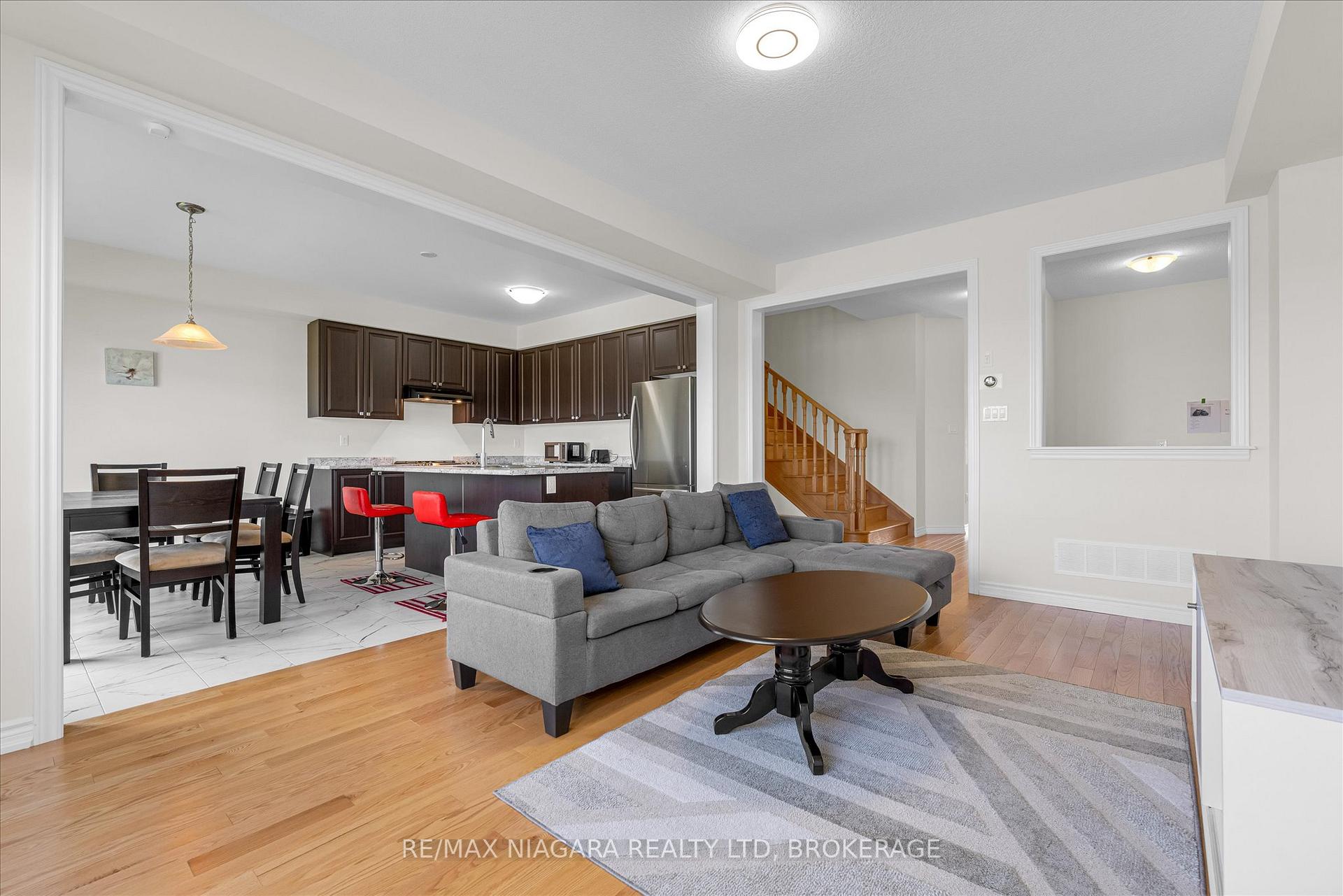 Photo 4 of 22 Peach Street, Thorold, Rolling Meadows — HOMEH