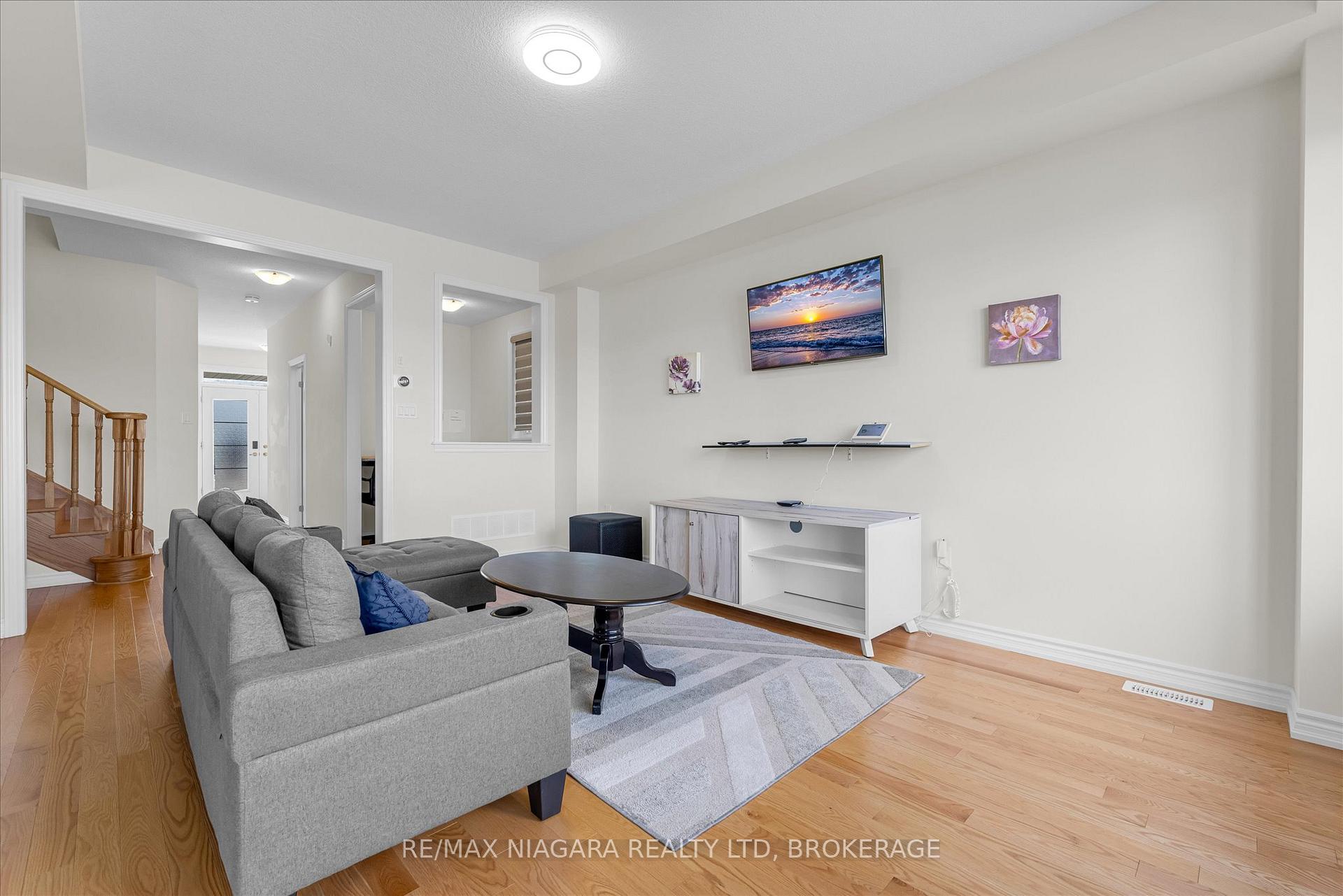 Photo 7 of 22 Peach Street, Thorold, Rolling Meadows — HOMEH
