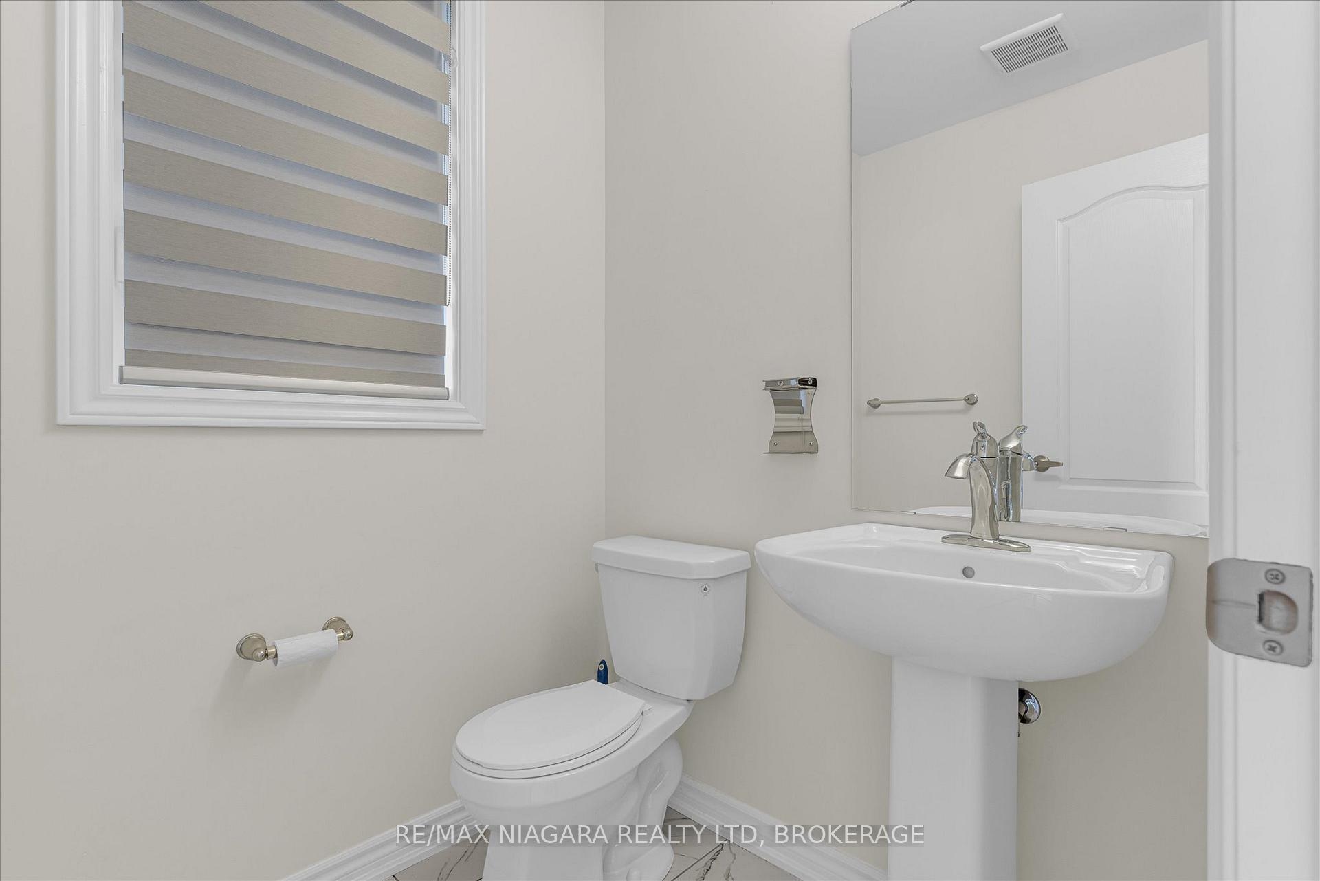 Photo 11 of 22 Peach Street, Thorold, Rolling Meadows — HOMEH