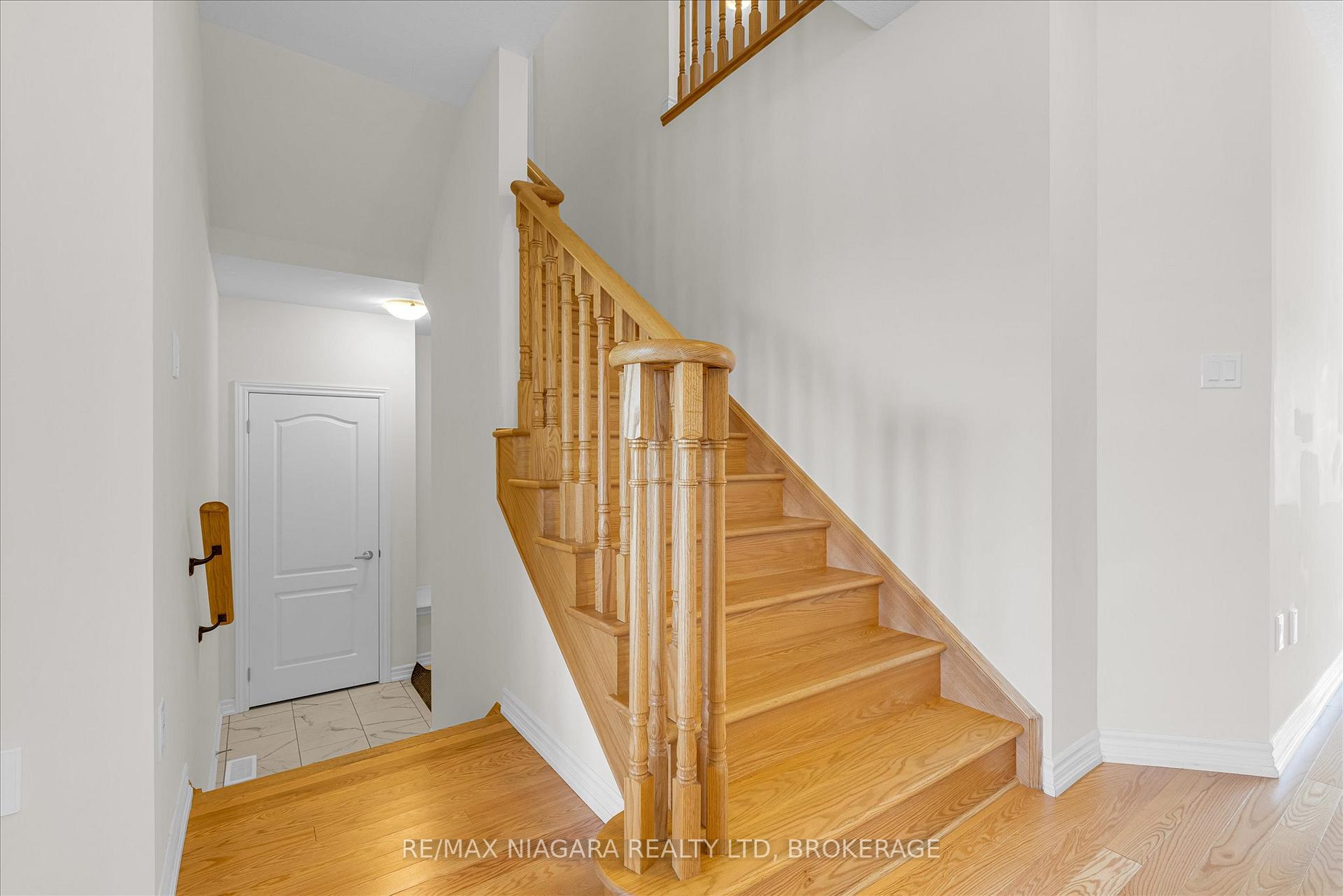 Photo 12 of 22 Peach Street, Thorold, Rolling Meadows — HOMEH