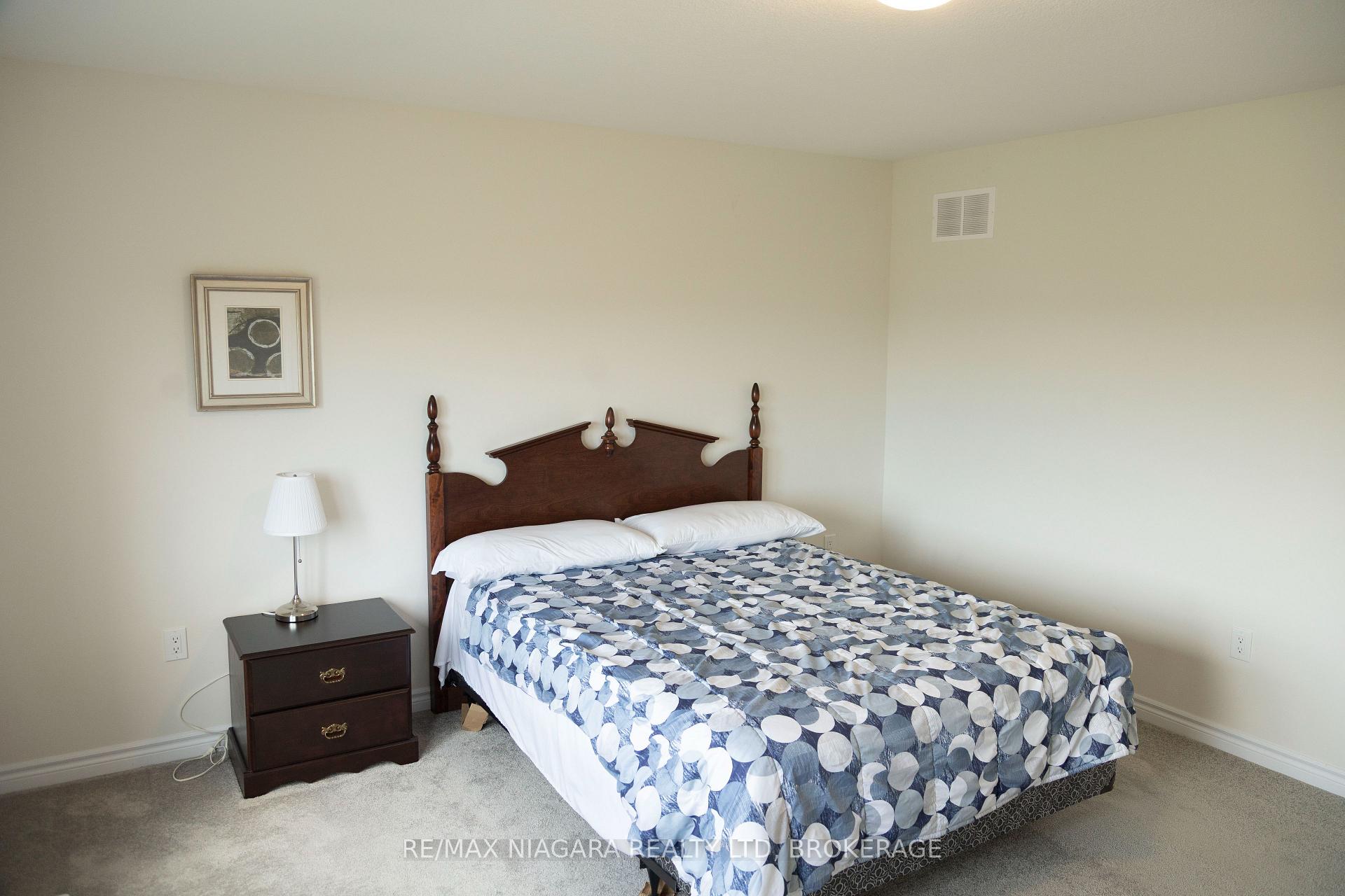 Photo 24 of 22 Peach Street, Thorold, Rolling Meadows — HOMEH