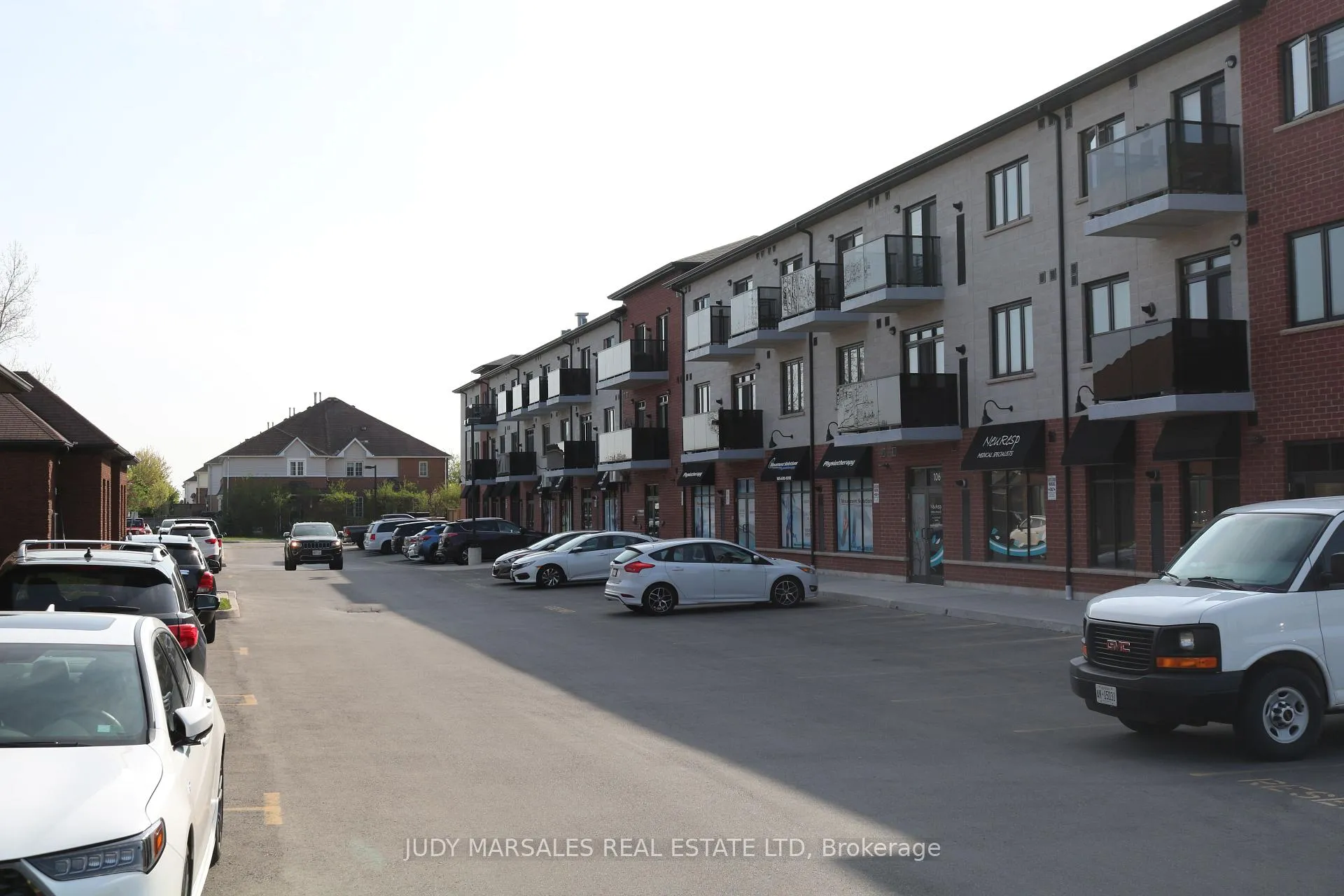 Photo 23 of Unit 312, 170 Rockhaven Lane, Hamilton, Waterdown — HOMEH
