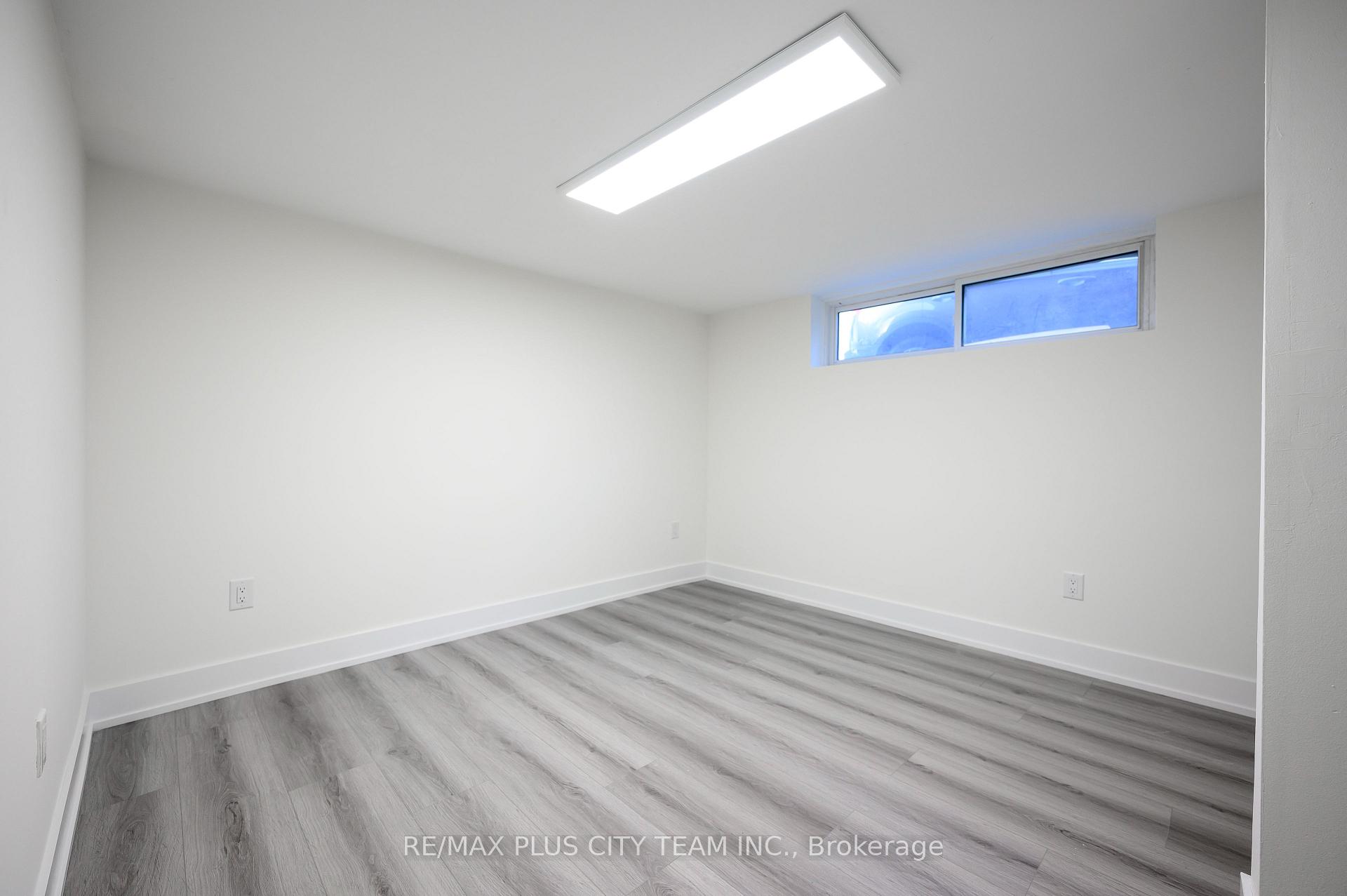 Photo 11 of Unit Lower, 5 Ripon Road, Toronto, Crescent Town — HOMEH