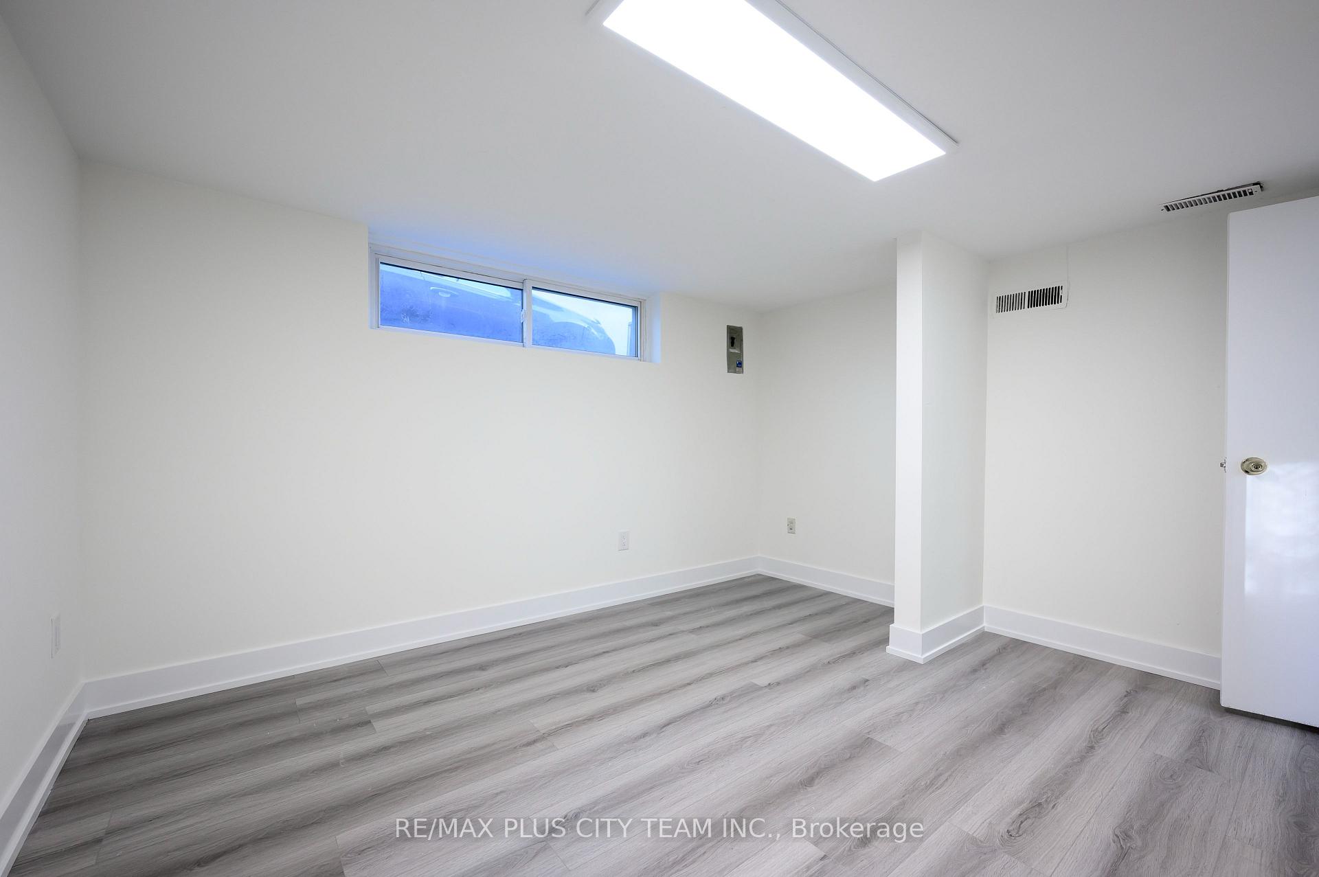 Photo 12 of Unit Lower, 5 Ripon Road, Toronto, Crescent Town — HOMEH