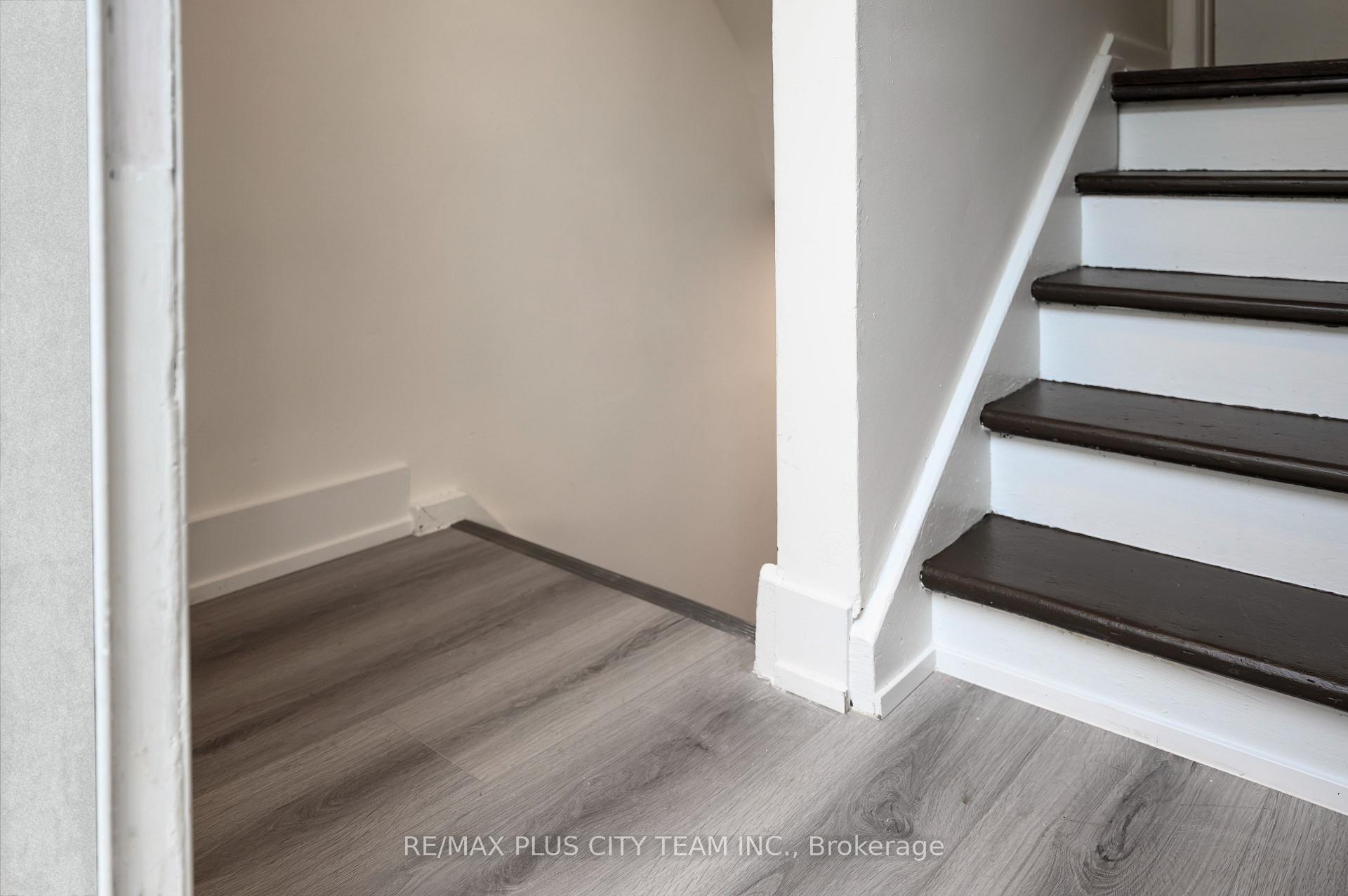 Photo 16 of Unit Lower, 5 Ripon Road, Toronto, Crescent Town — HOMEH
