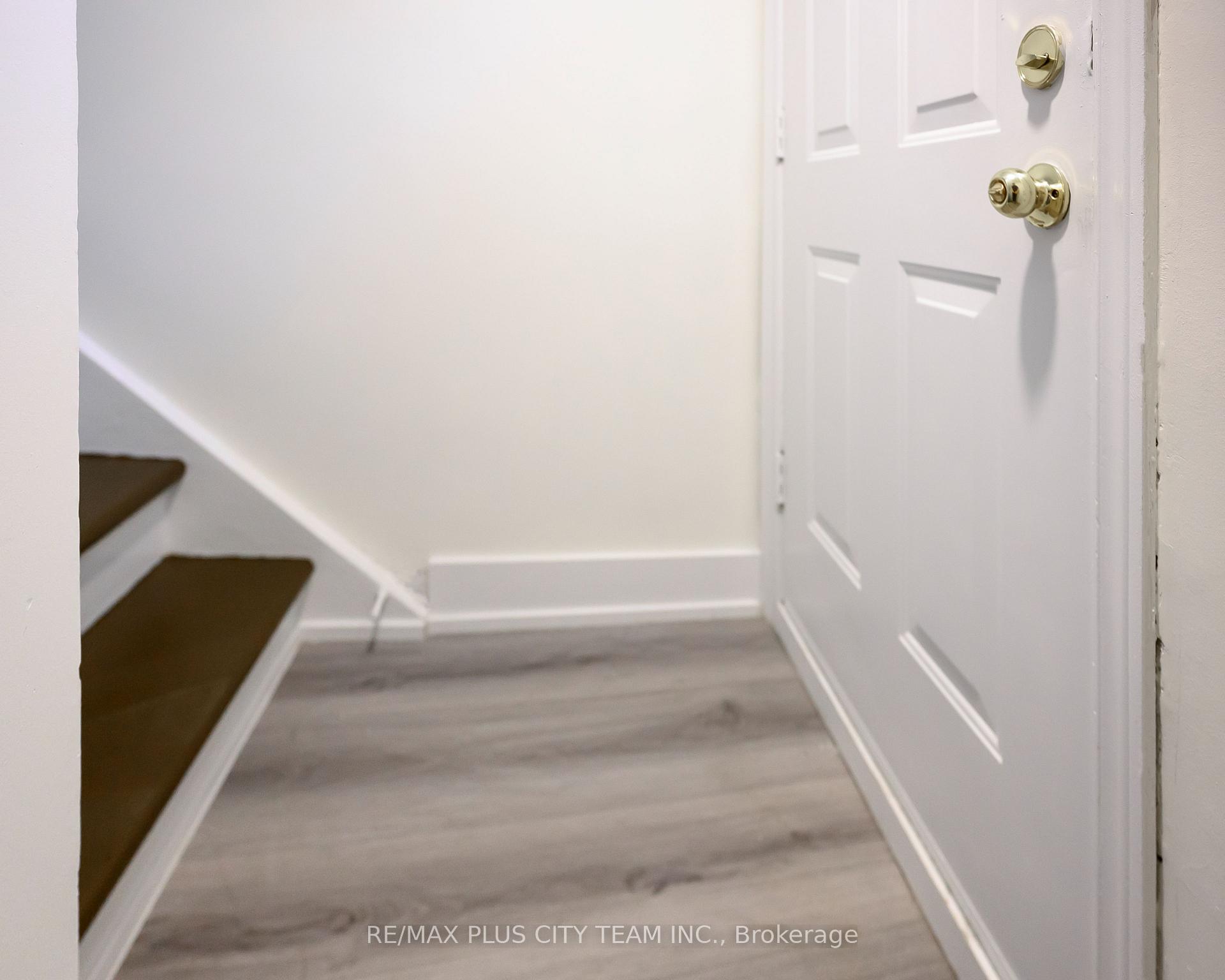 Photo 17 of Unit Lower, 5 Ripon Road, Toronto, Crescent Town — HOMEH