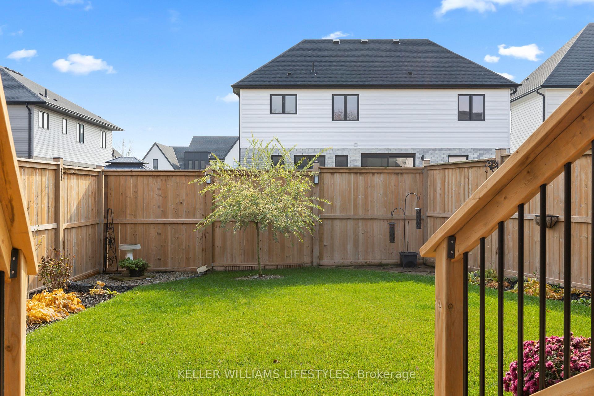 Photo 39 of 114 Aspen Circle, Thames Centre, Thorndale — HOMEH