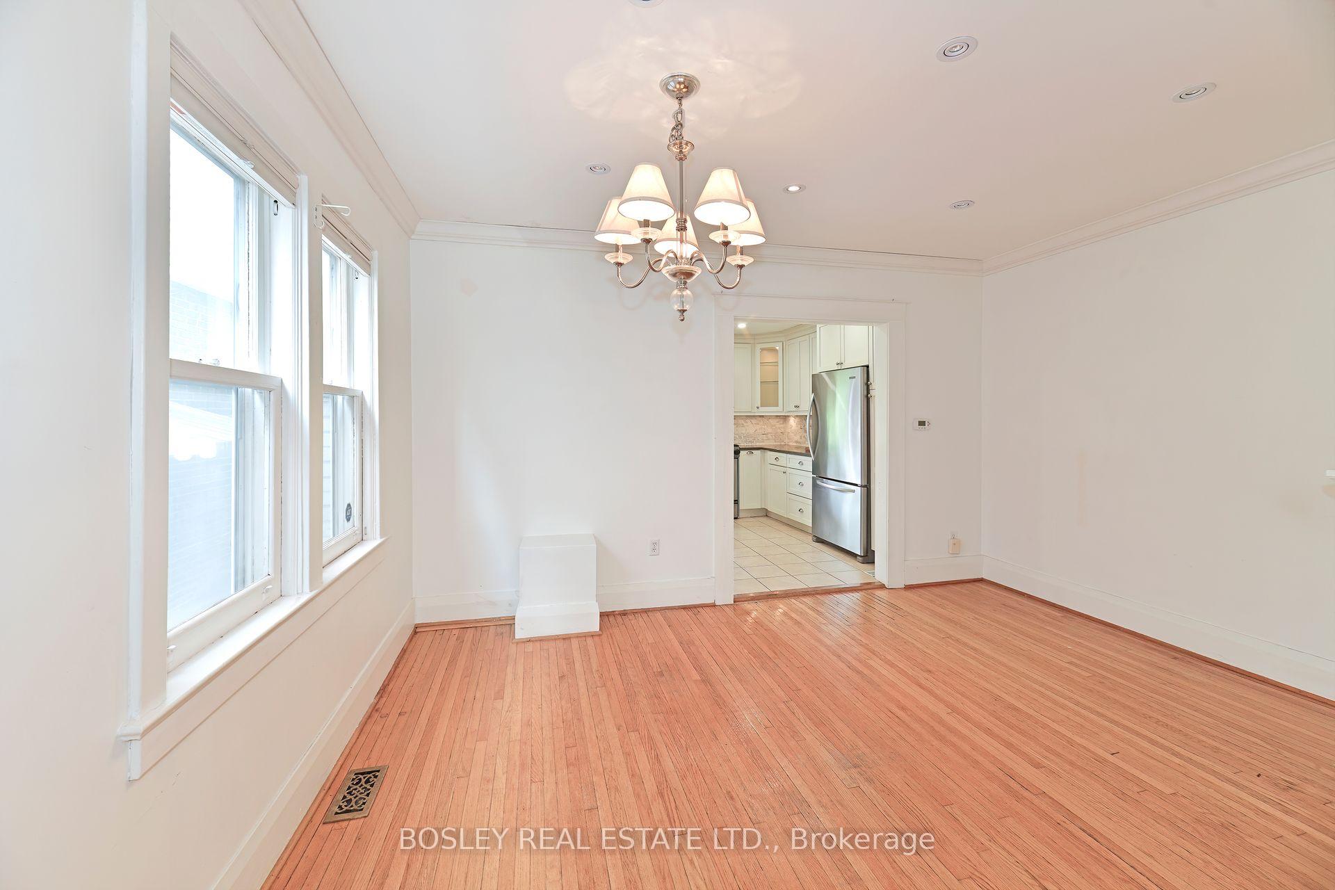 Photo 4 of 12 Amroth Avenue, Toronto, East End-Danforth — HOMEH