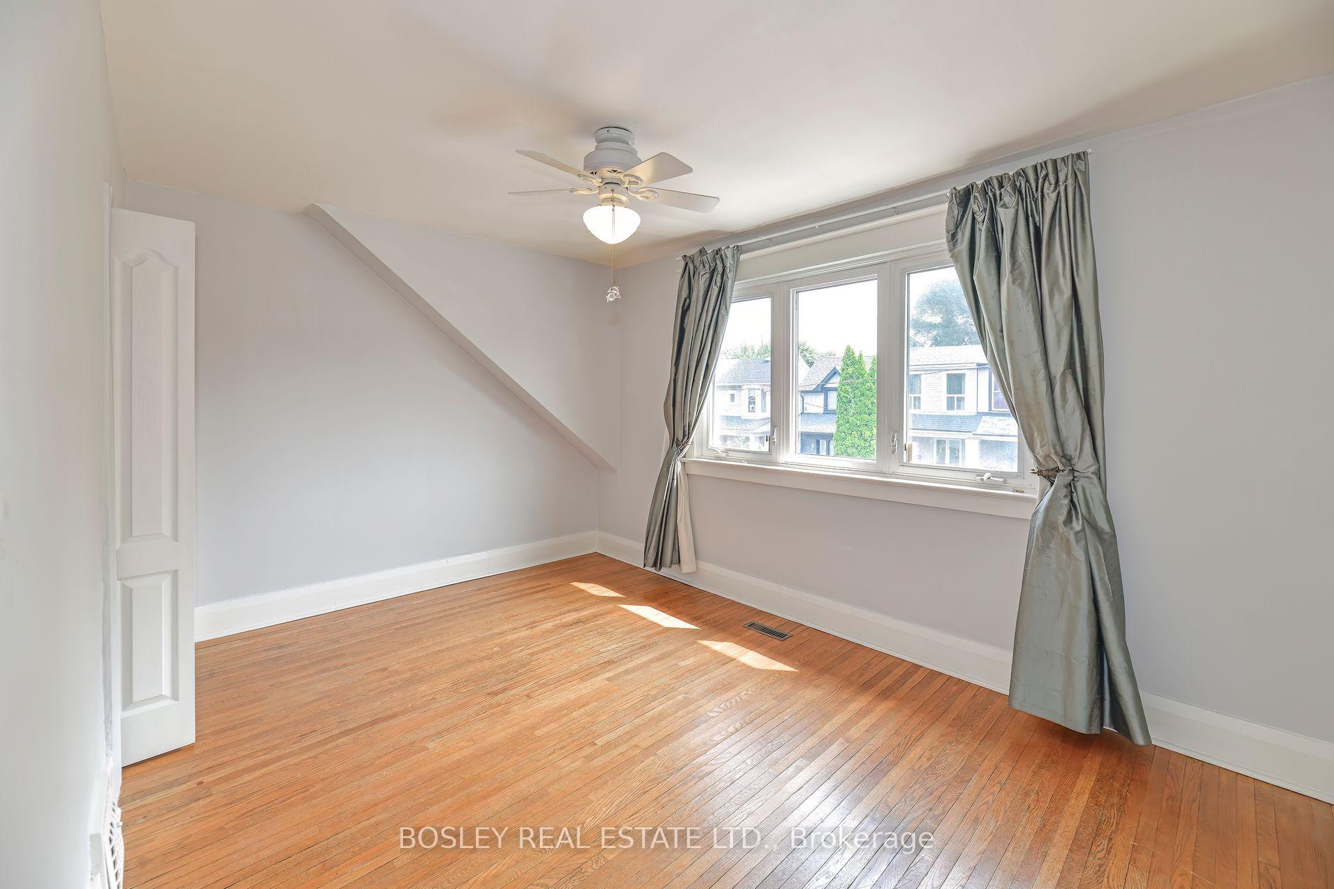 Photo 7 of 12 Amroth Avenue, Toronto, East End-Danforth — HOMEH