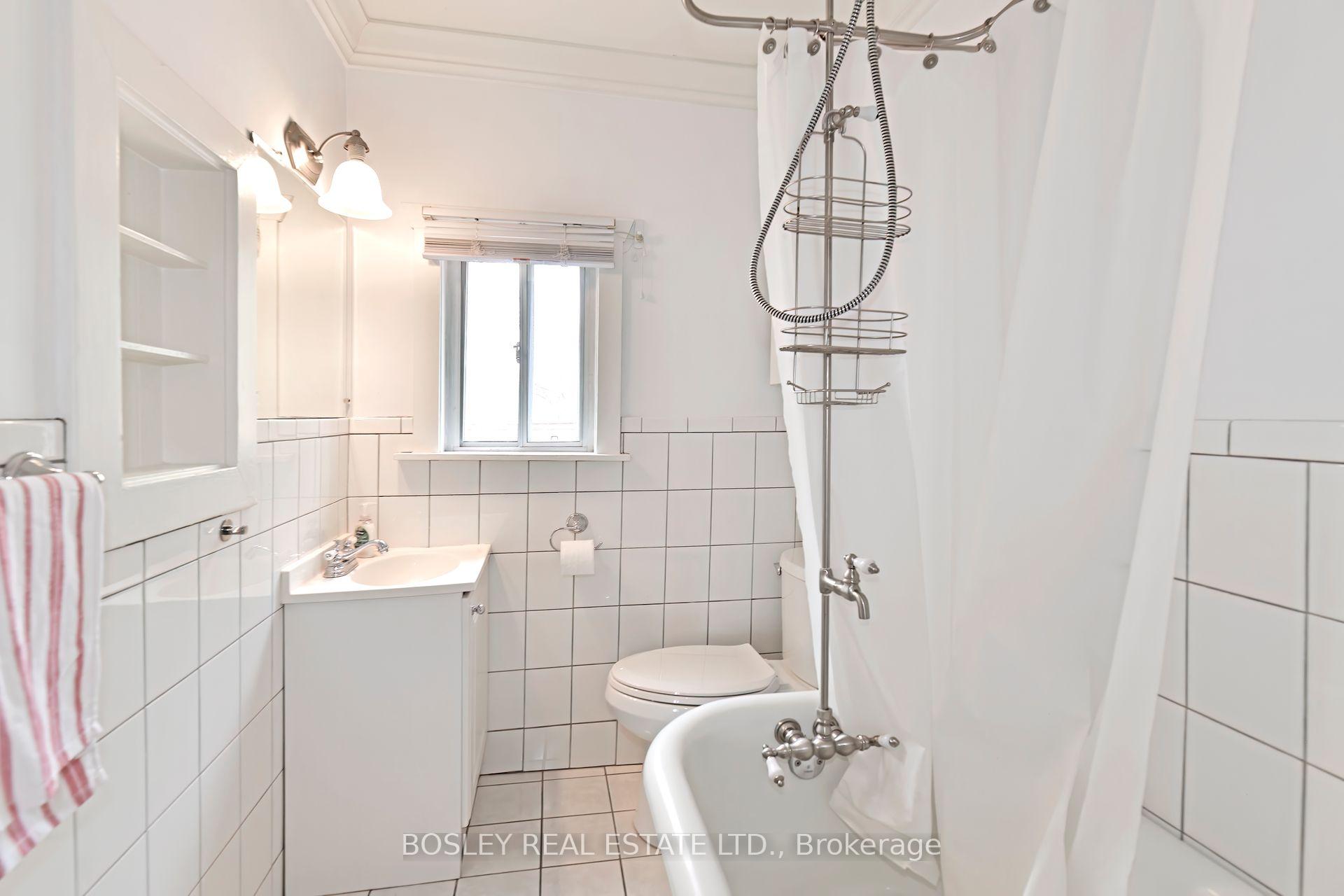 Photo 8 of 12 Amroth Avenue, Toronto, East End-Danforth — HOMEH