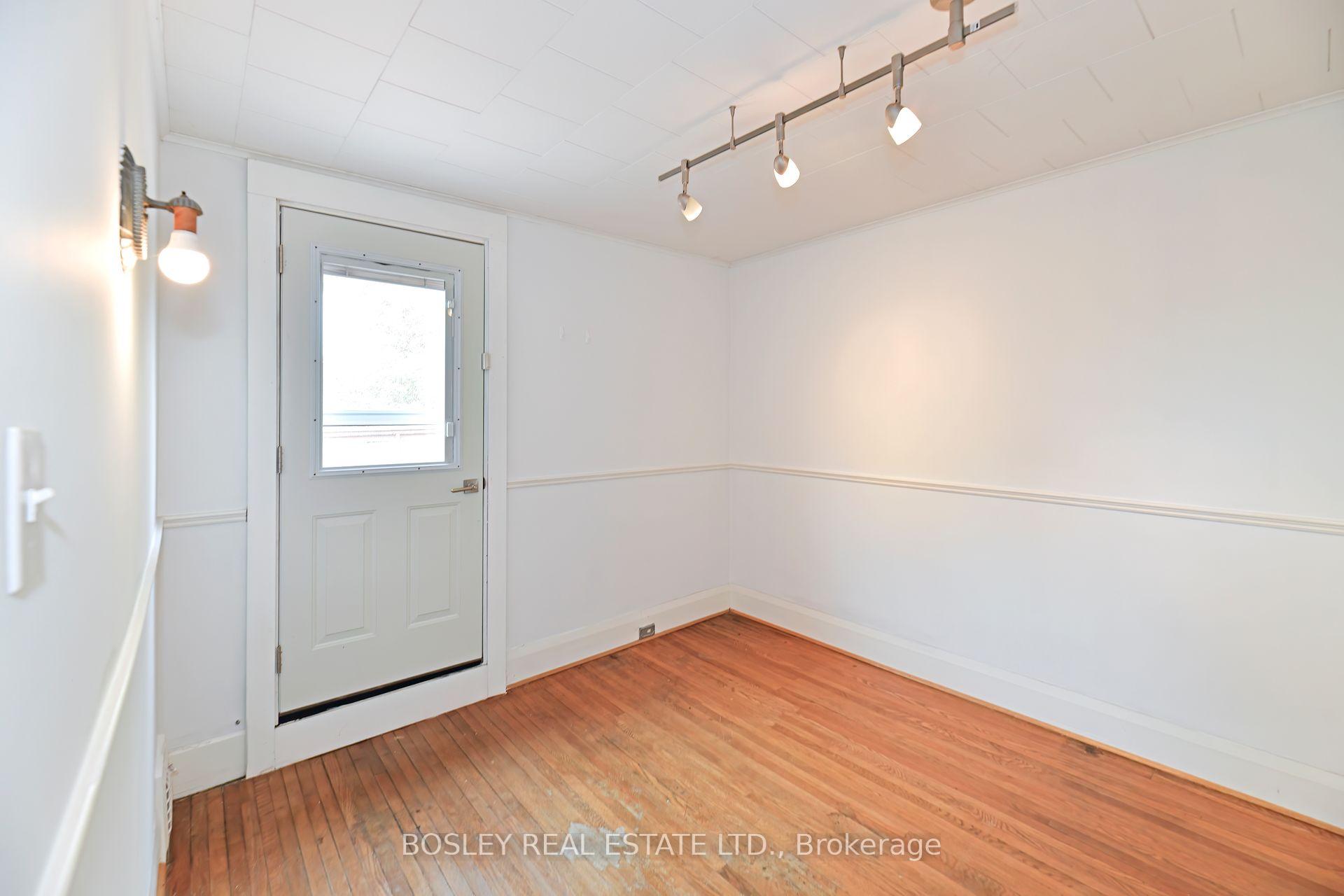 Photo 9 of 12 Amroth Avenue, Toronto, East End-Danforth — HOMEH