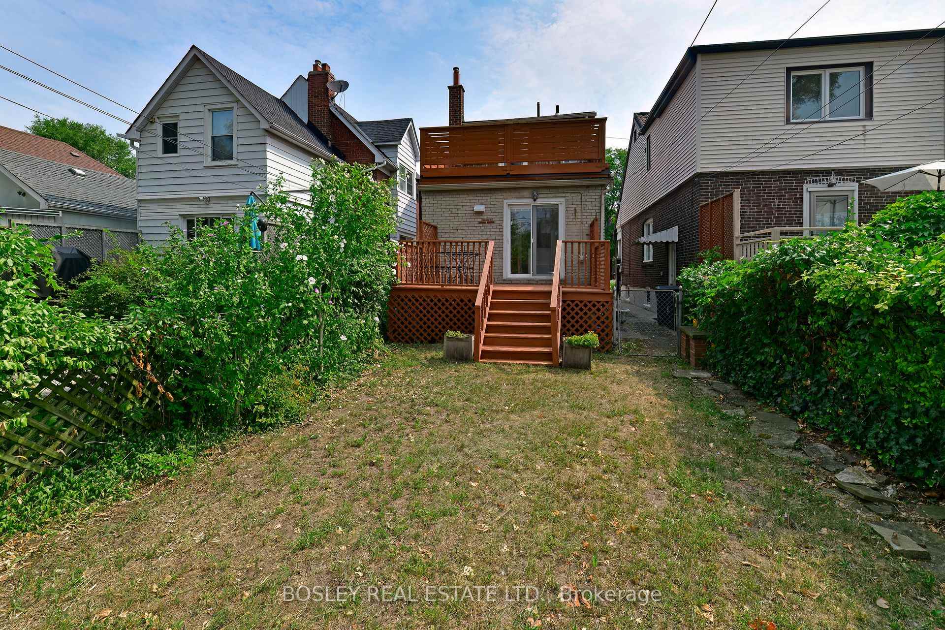 Photo 11 of 12 Amroth Avenue, Toronto, East End-Danforth — HOMEH