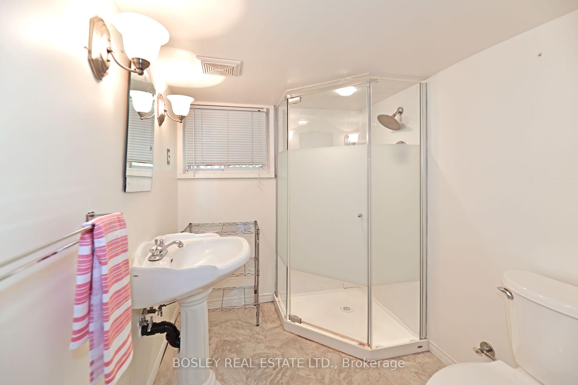 Photo 13 of 12 Amroth Avenue, Toronto, East End-Danforth — HOMEH