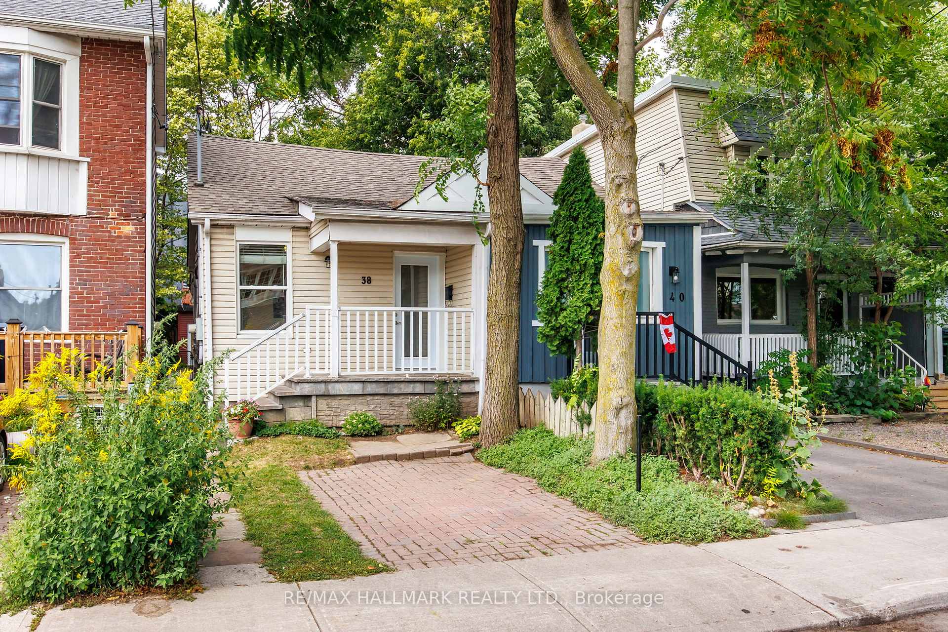 Front of 38 Westwood Avenue