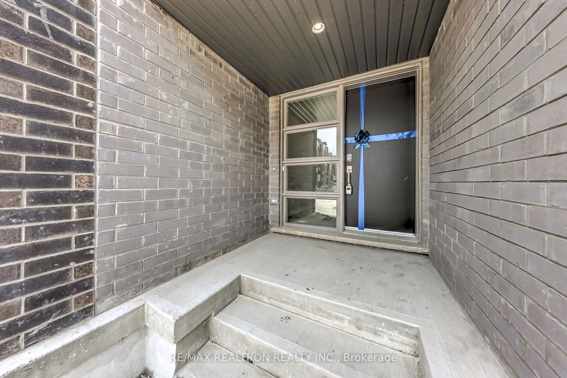 Photo 44 of 31 Schmidt Lane, Markham, Angus Glen — HOMEH