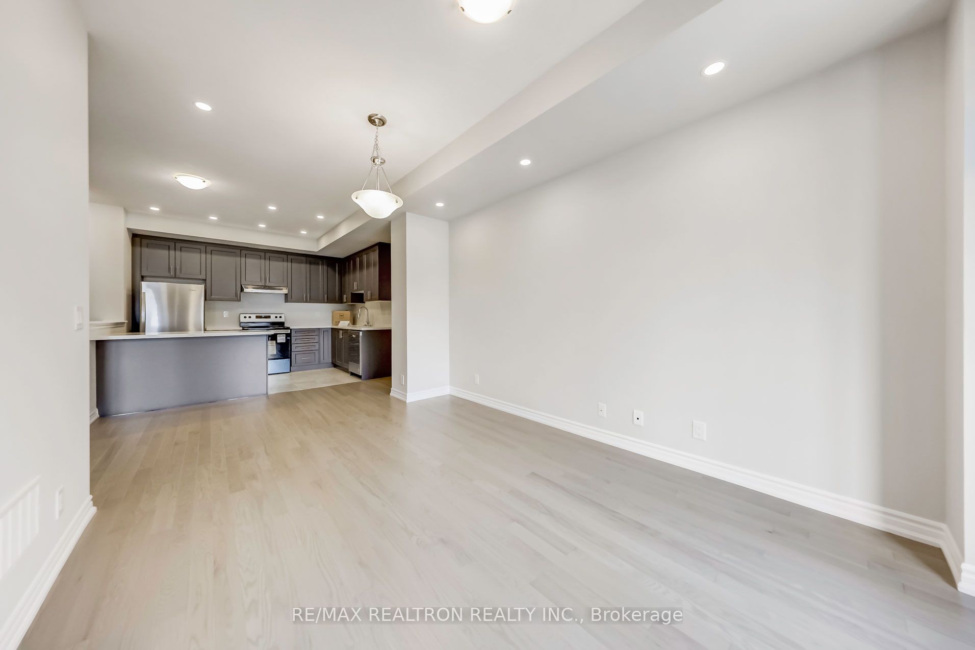 Photo 56 of 31 Schmidt Lane, Markham, Angus Glen — HOMEH
