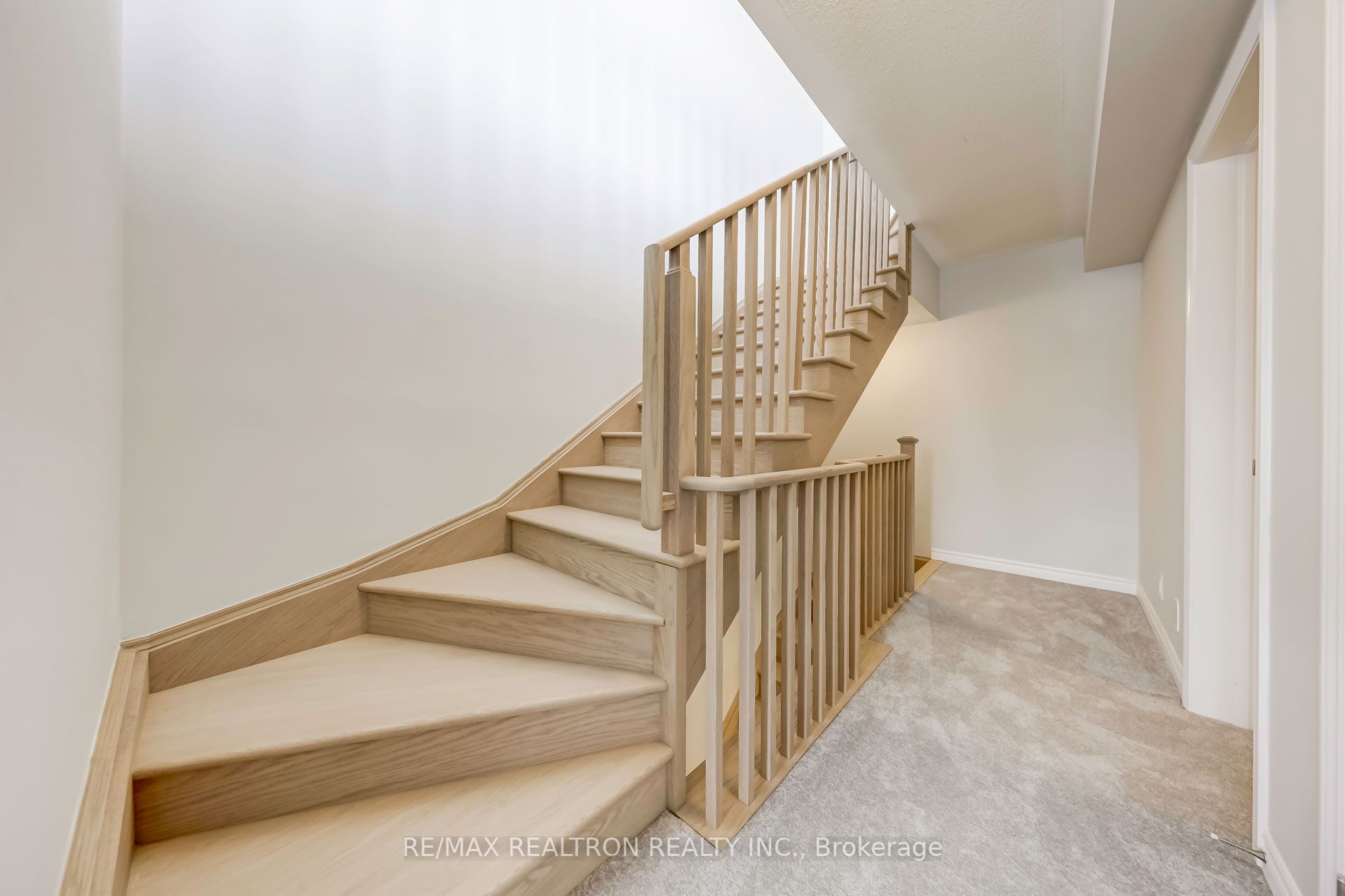 Photo 64 of 31 Schmidt Lane, Markham, Angus Glen — HOMEH