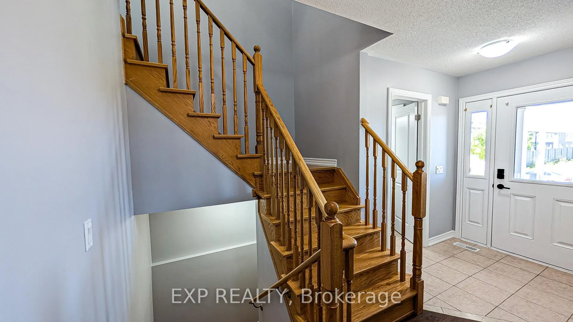 Photo 6 of 30 Juneberry Road, Thorold, Confederation Heights — HOMEH