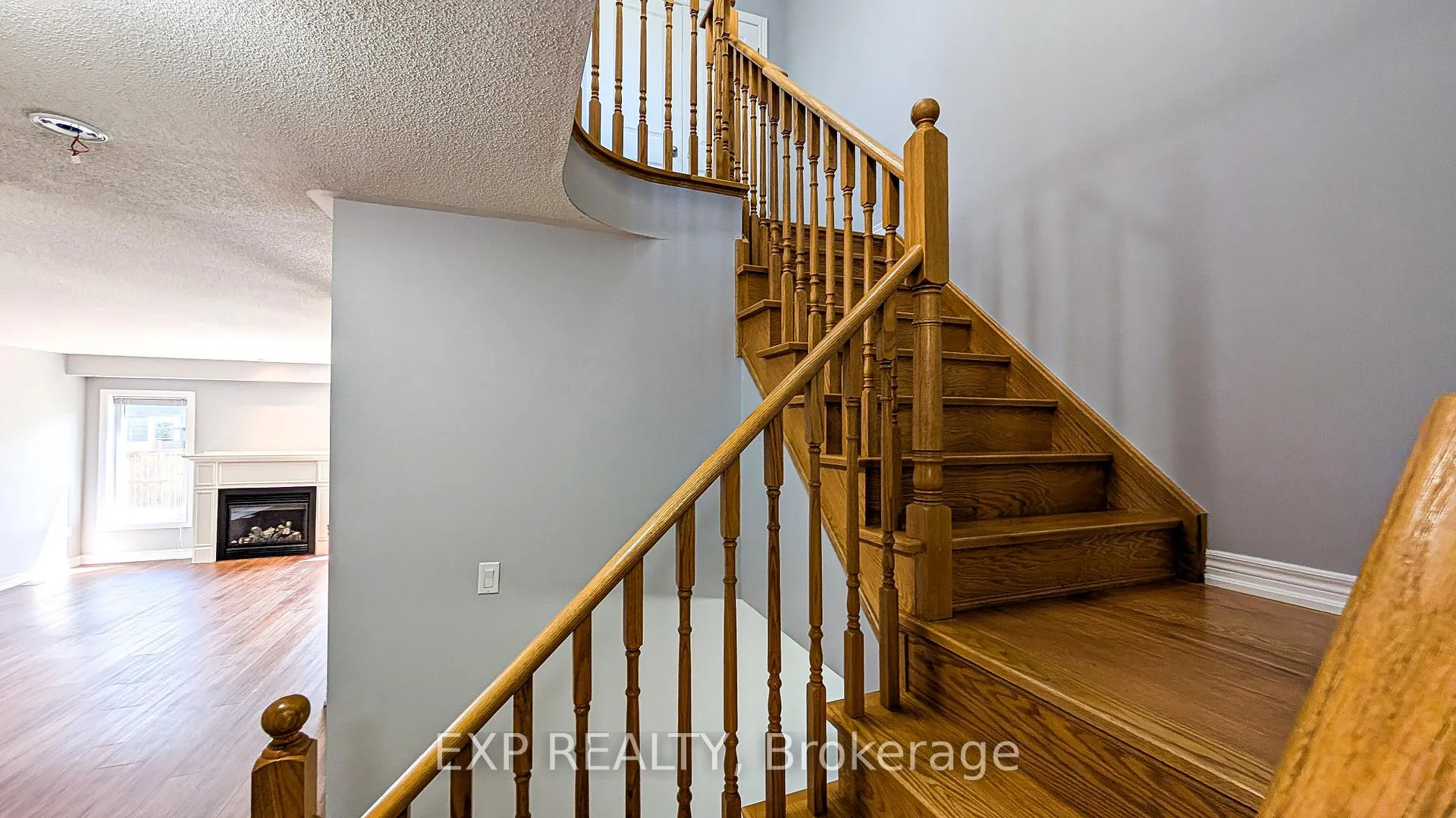 Photo 7 of 30 Juneberry Road, Thorold, Confederation Heights — HOMEH