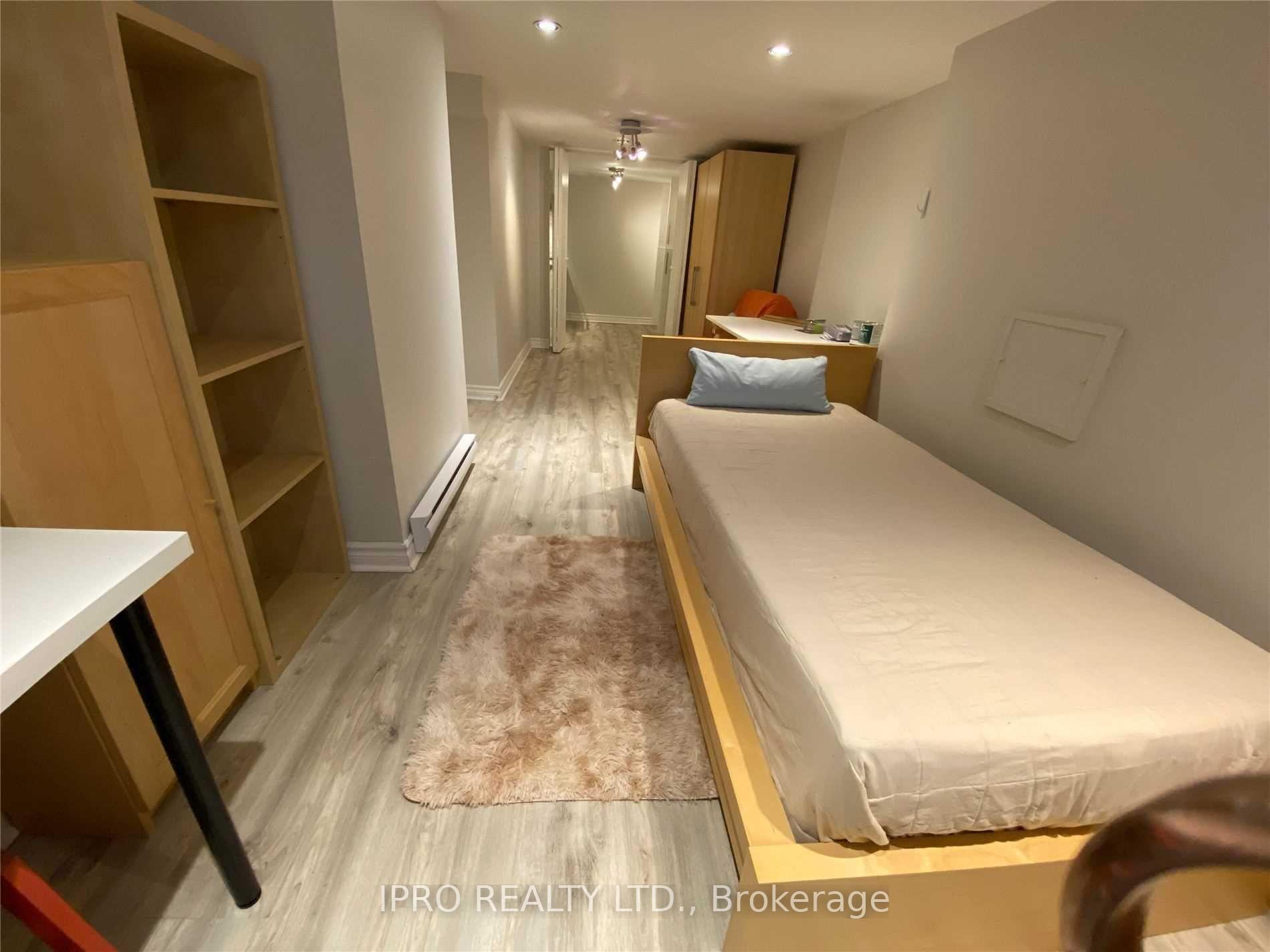 Photo 6 of Unit Bsmt, 17 Glebe Road E, Toronto, Mount Pleasant West — HOMEH