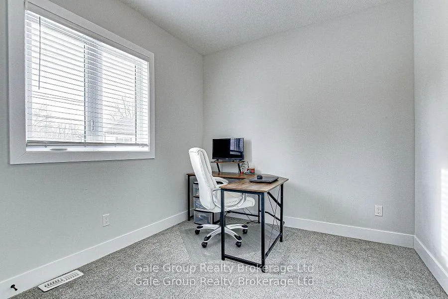 Photo 21 of 95 Henry Street, Strathroy-Caradoc, SE — HOMEH
