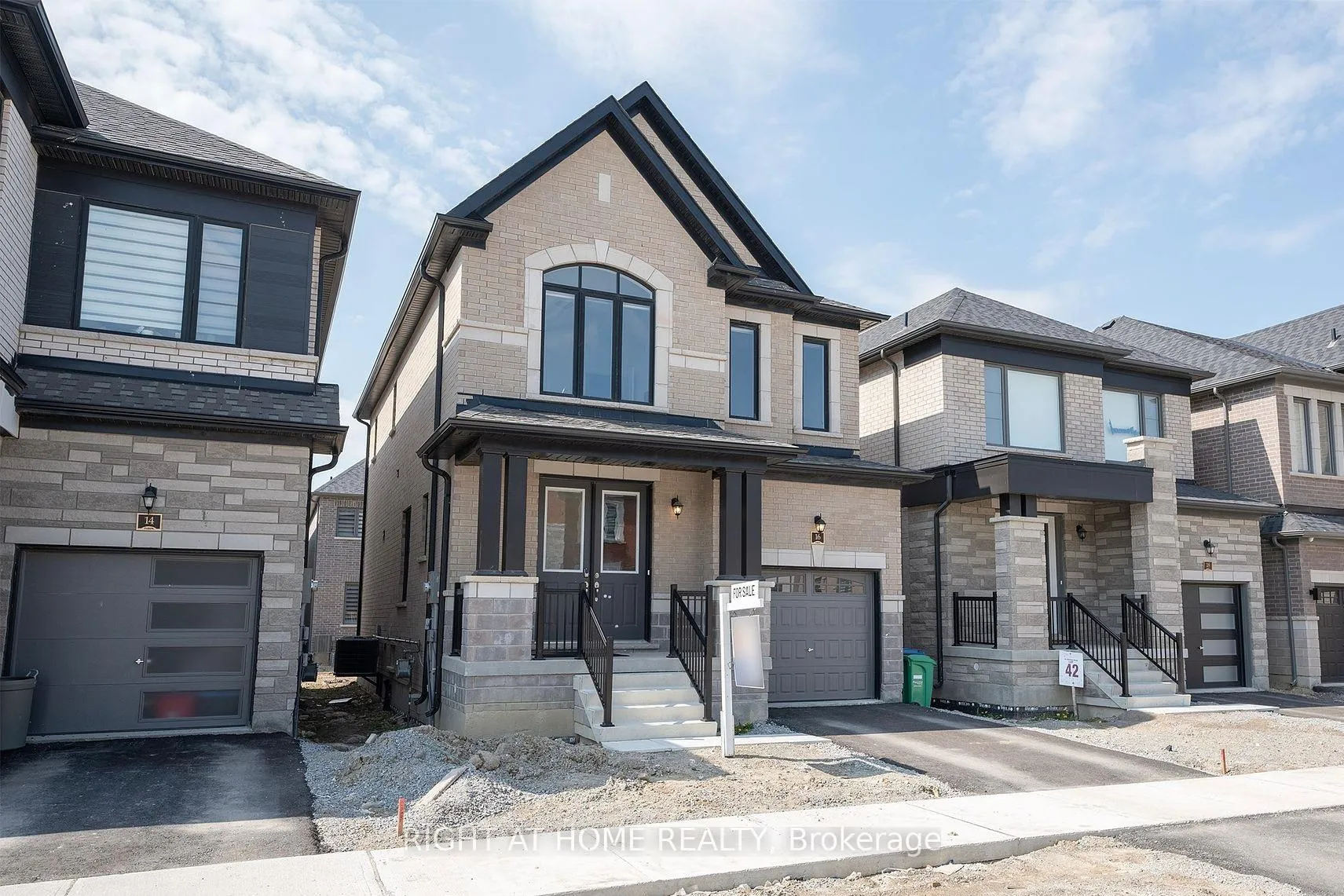 Photo 2 of 16 Vincena Road, Caledon, Rural Caledon — HOMEH