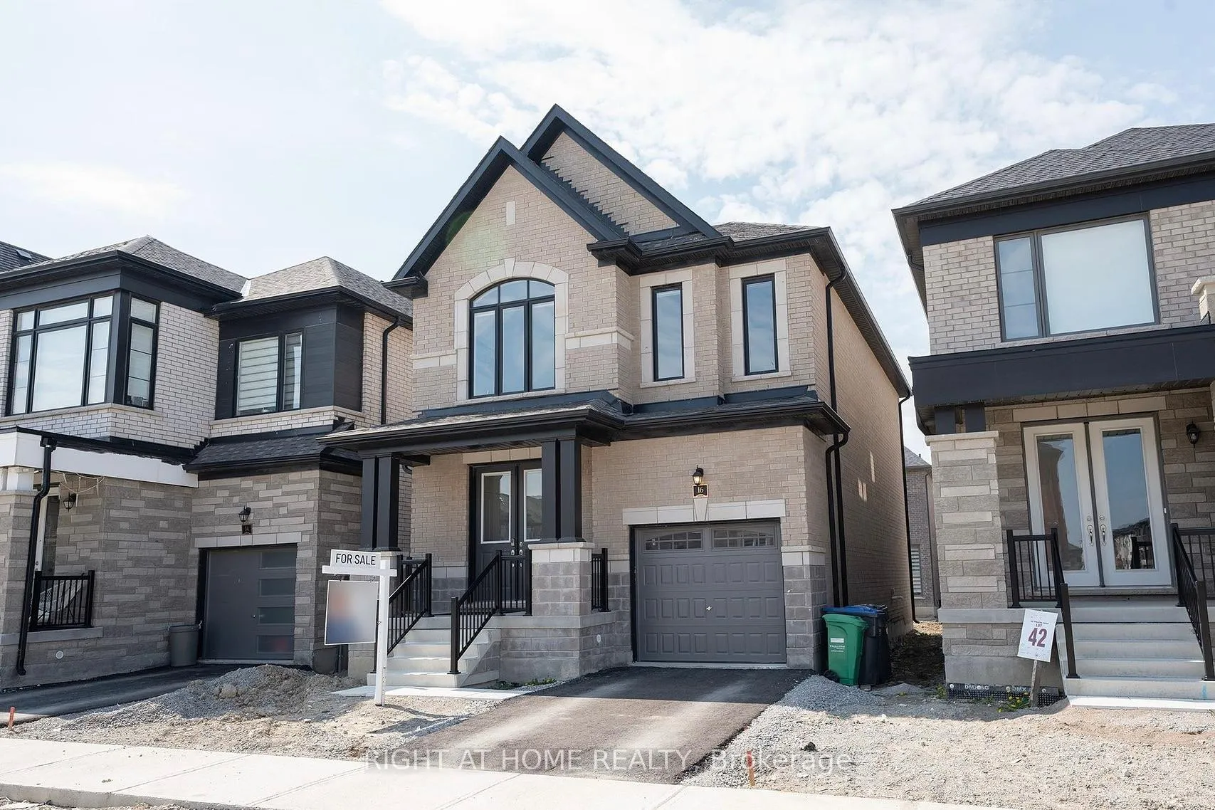 Photo 3 of 16 Vincena Road, Caledon, Rural Caledon — HOMEH