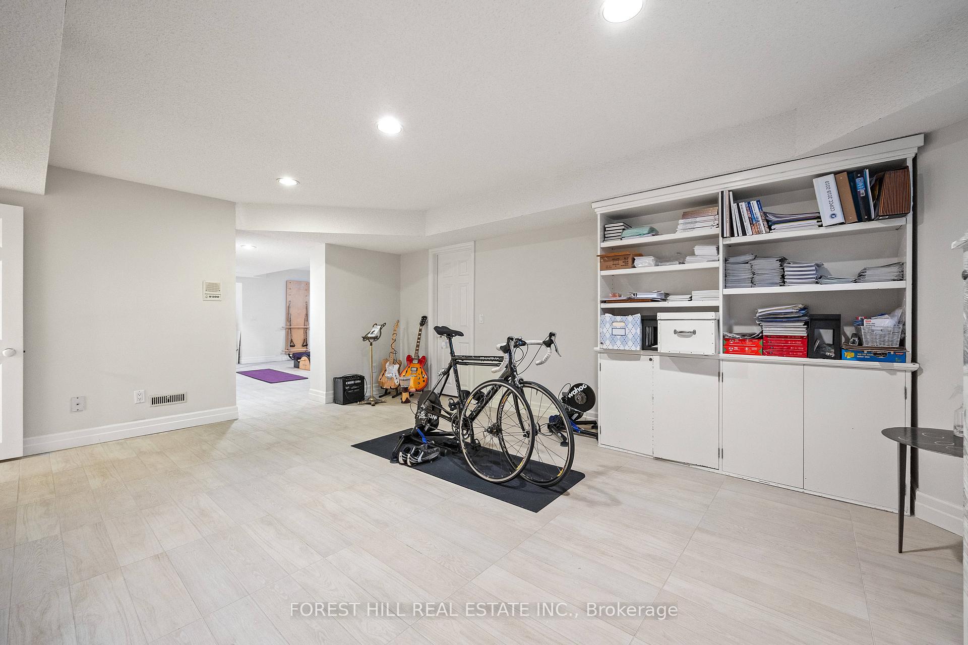 Photo 24 of 88 Yonge Boulevard, Toronto, Bedford Park-Nortown — HOMEH