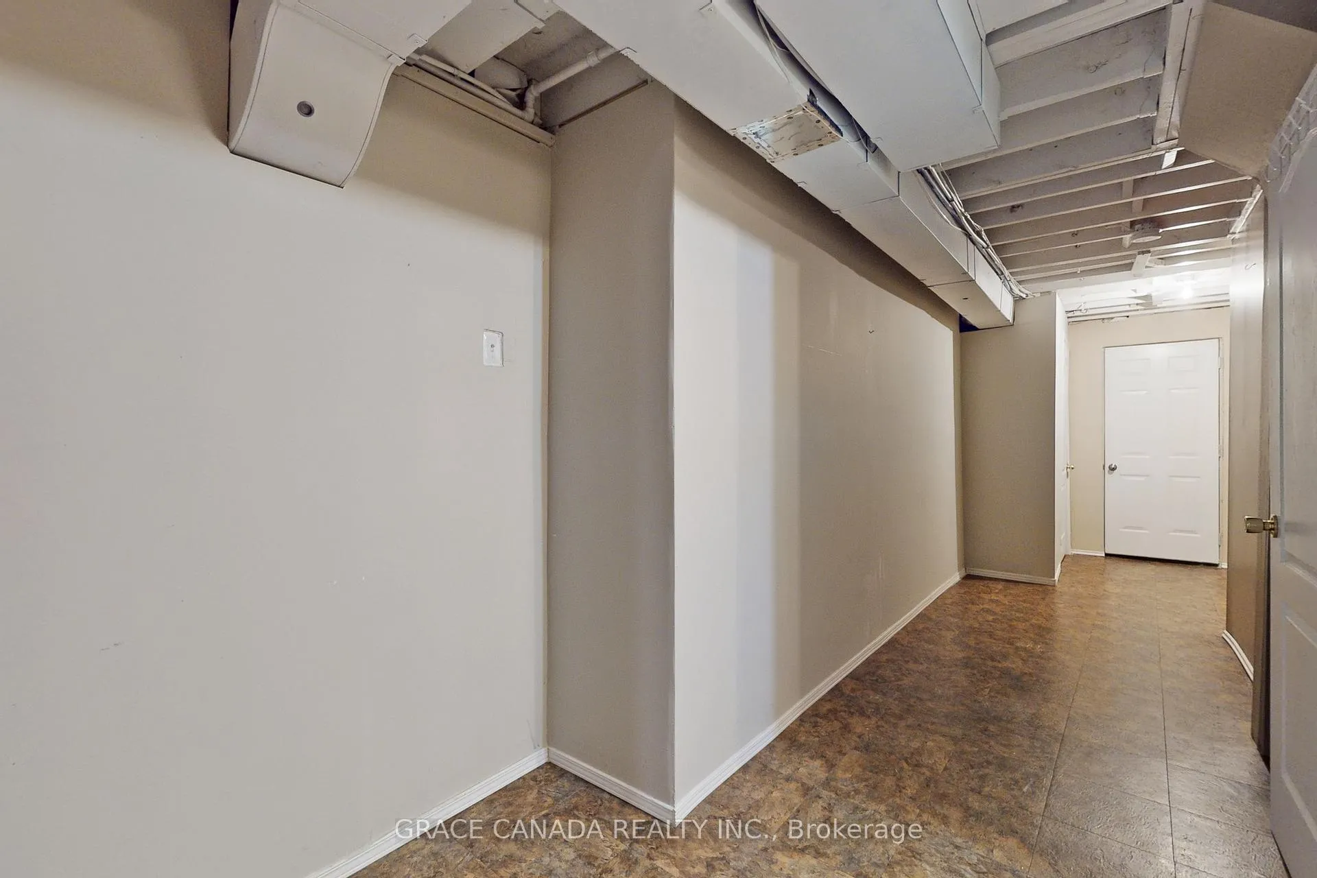 Photo 47 of 43 Bankfield Crescent, Hamilton, Stoney Creek Mountain — HOMEH