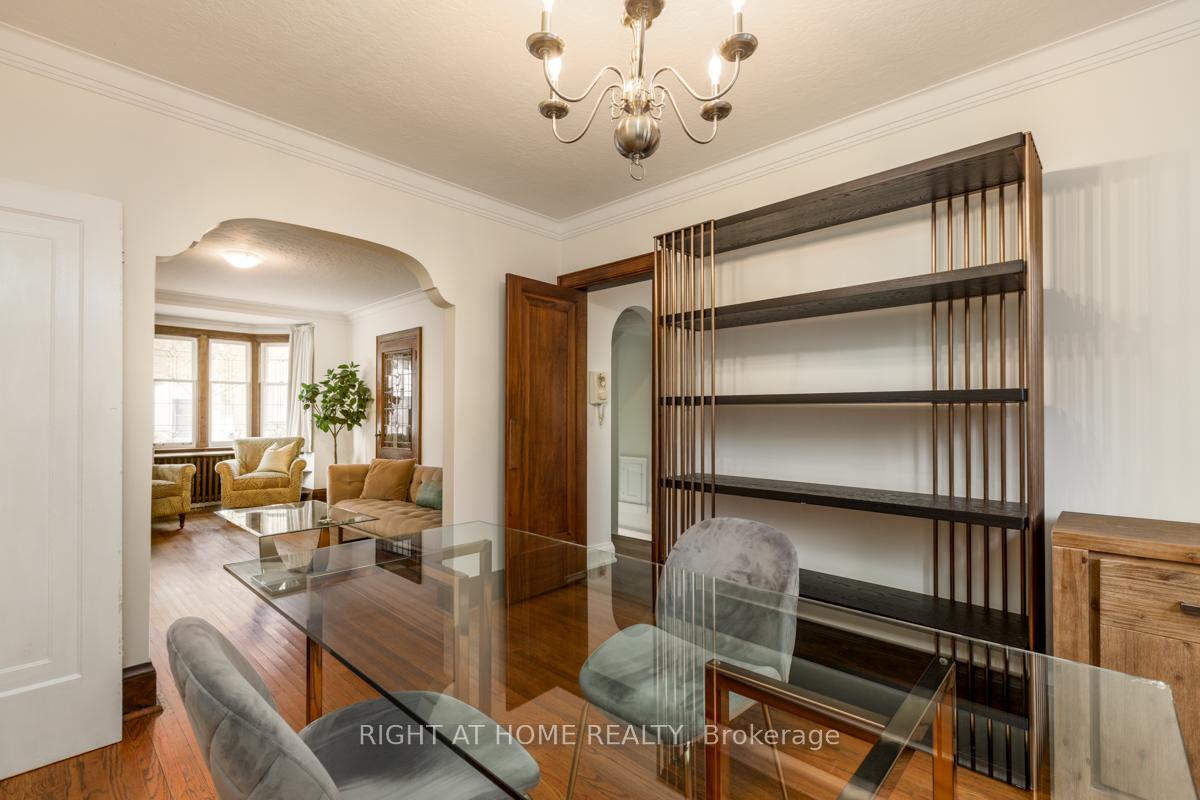 Photo 6 of 94 Roe Avenue, Toronto, Bedford Park-Nortown — HOMEH