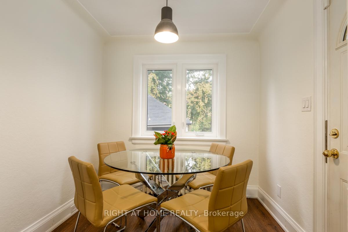 Photo 8 of 94 Roe Avenue, Toronto, Bedford Park-Nortown — HOMEH