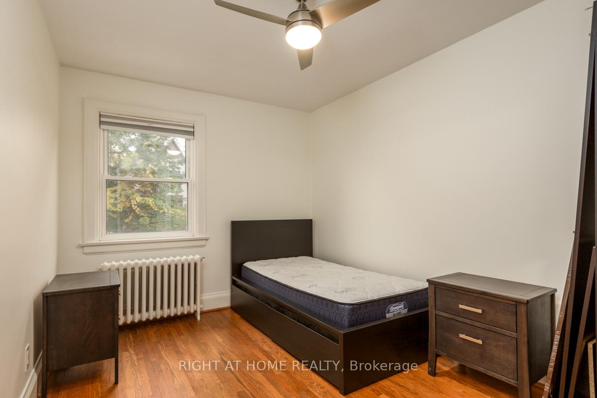Photo 11 of 94 Roe Avenue, Toronto, Bedford Park-Nortown — HOMEH