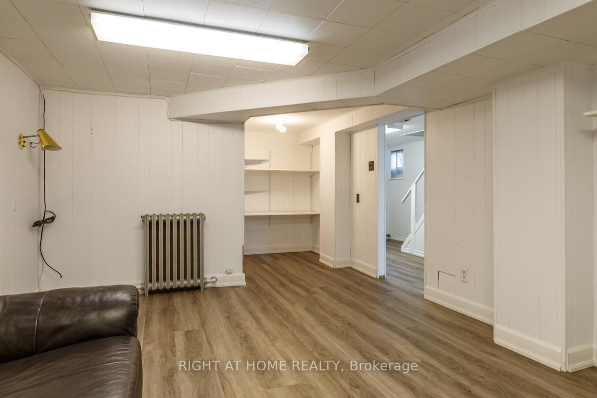Photo 16 of 94 Roe Avenue, Toronto, Bedford Park-Nortown — HOMEH