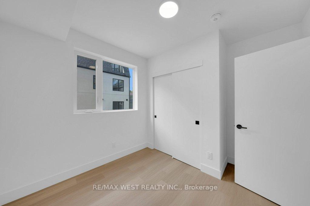 Photo 16 of Unit B, 502 Atlas Avenue, Toronto, Oakwood Village — HOMEH