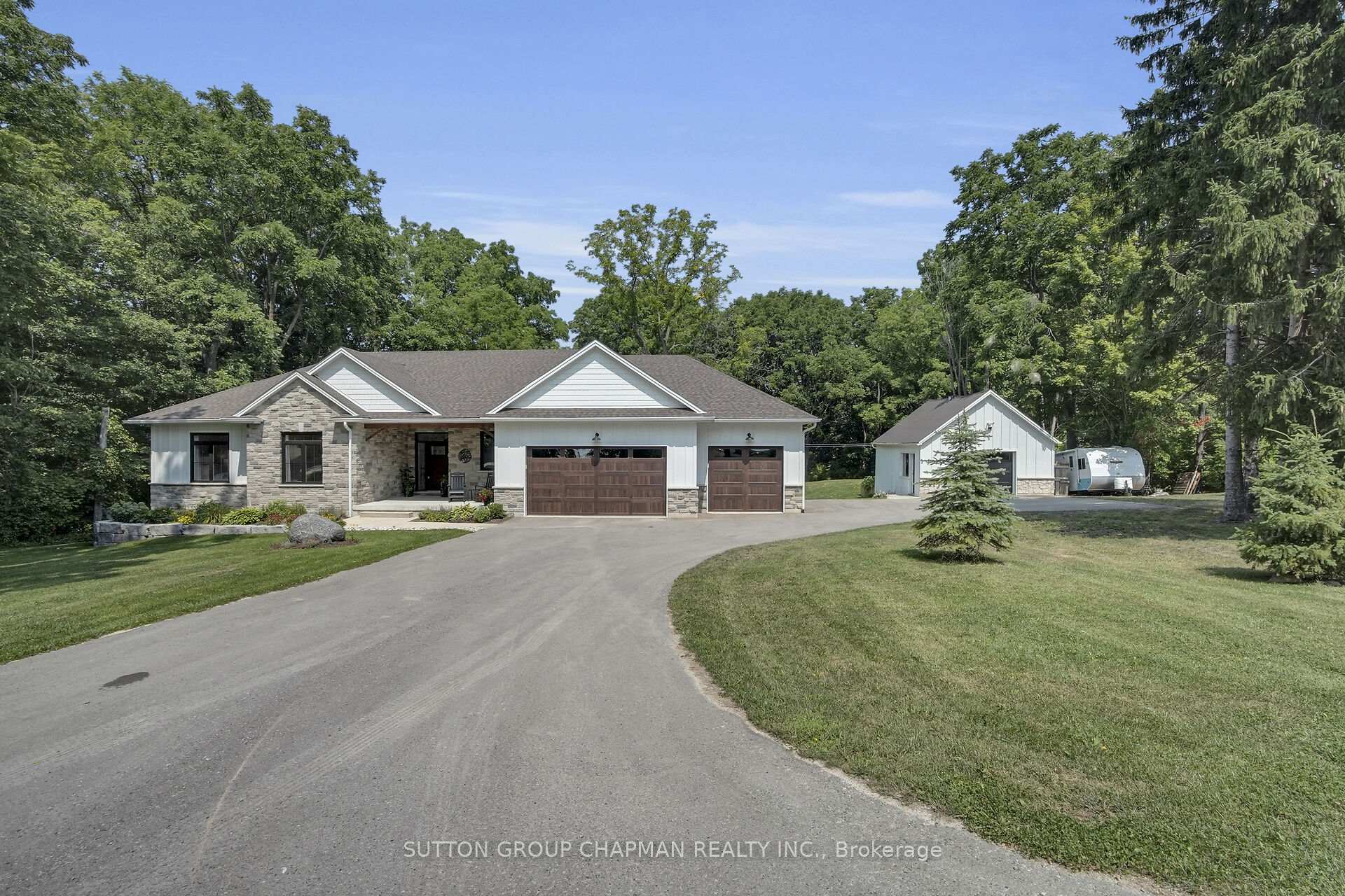 Photo 1 of 16554 Wyton Drive, Thames Centre, Rural Thames Centre — HOMEH
