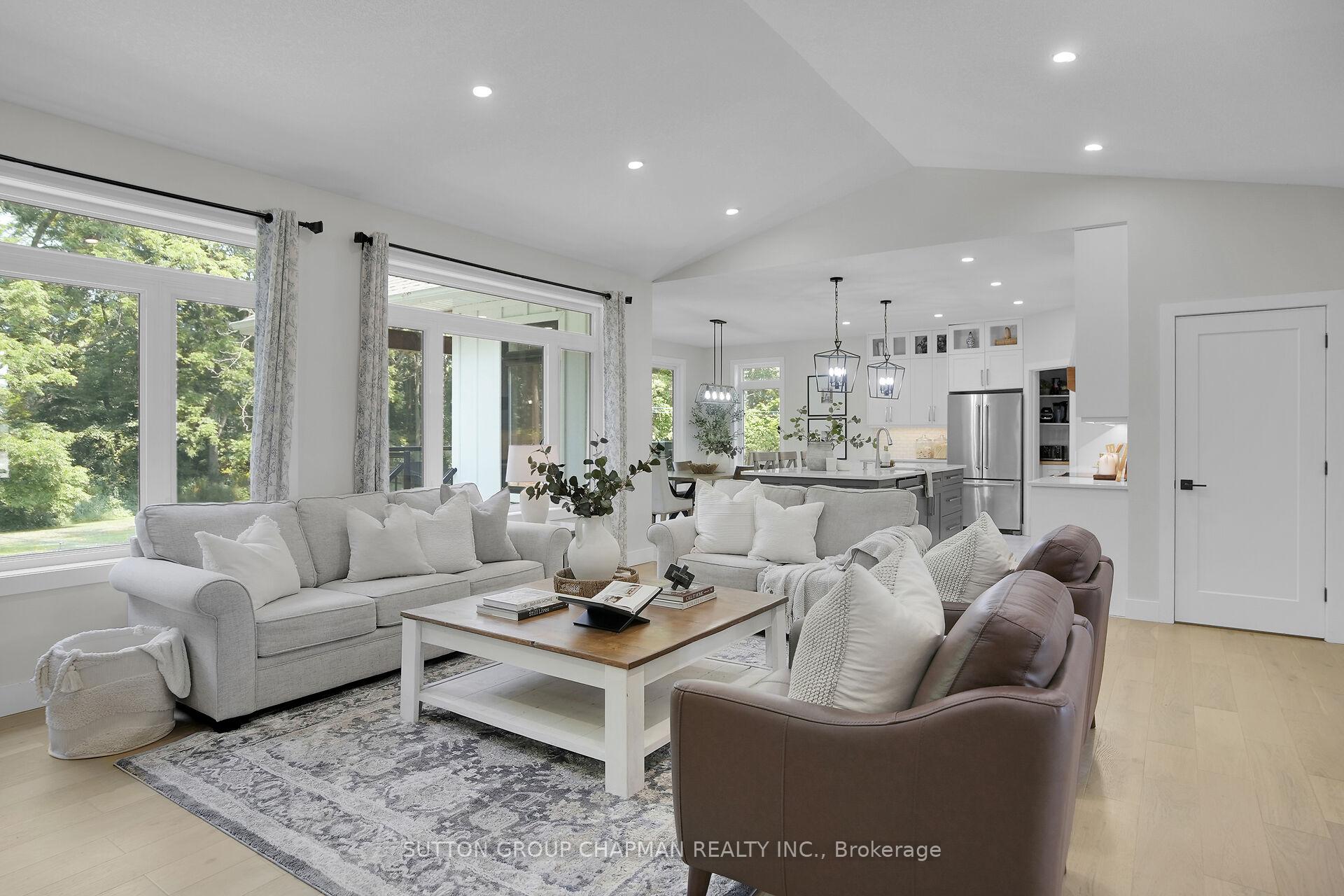Photo 18 of 16554 Wyton Drive, Thames Centre, Rural Thames Centre — HOMEH