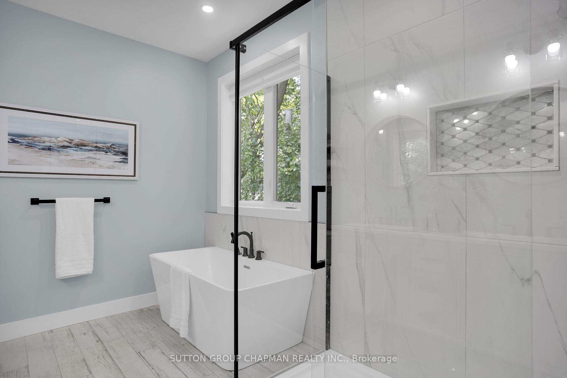Photo 31 of 16554 Wyton Drive, Thames Centre, Rural Thames Centre — HOMEH