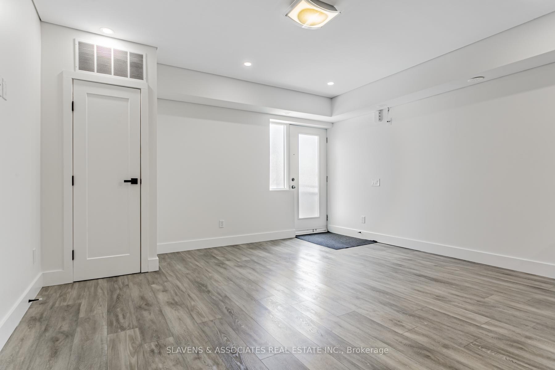 Photo 6 of 1088 Avenue Road, Toronto, Lawrence Park South — HOMEH