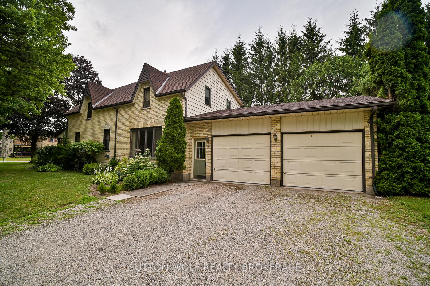 Photo 5 of 32 Arthur Street, Strathroy-Caradoc, NE — HOMEH