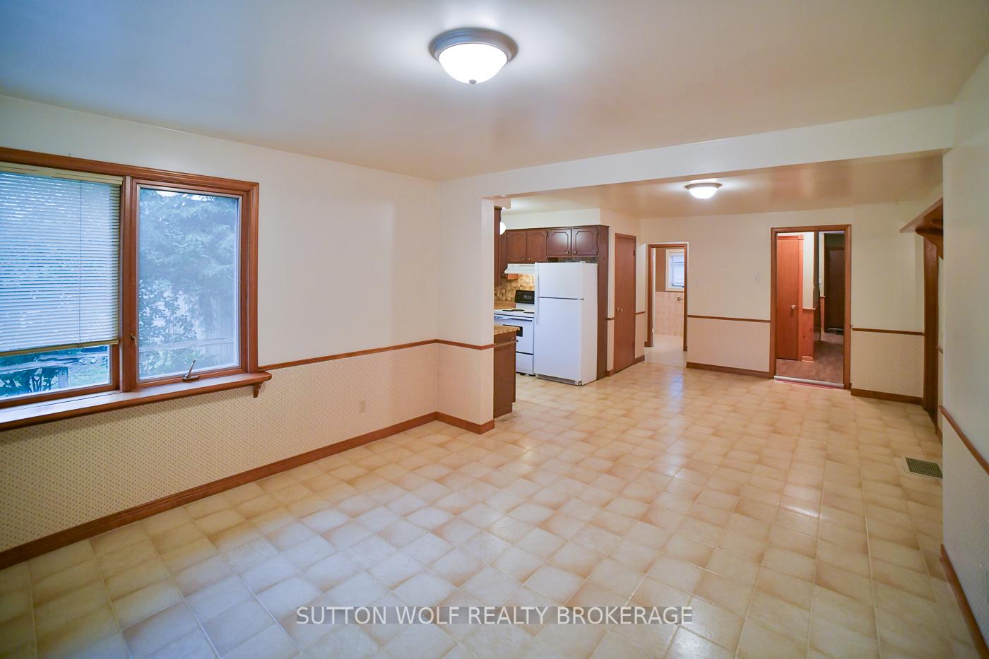 Photo 17 of 32 Arthur Street, Strathroy-Caradoc, NE — HOMEH