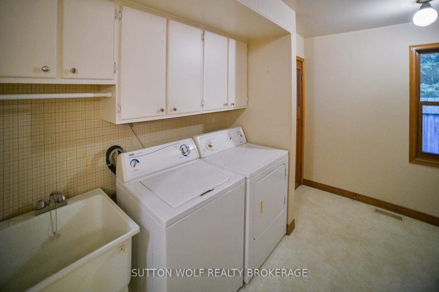 Photo 27 of 32 Arthur Street, Strathroy-Caradoc, NE — HOMEH