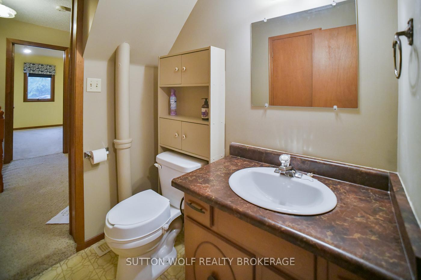 Photo 34 of 32 Arthur Street, Strathroy-Caradoc, NE — HOMEH