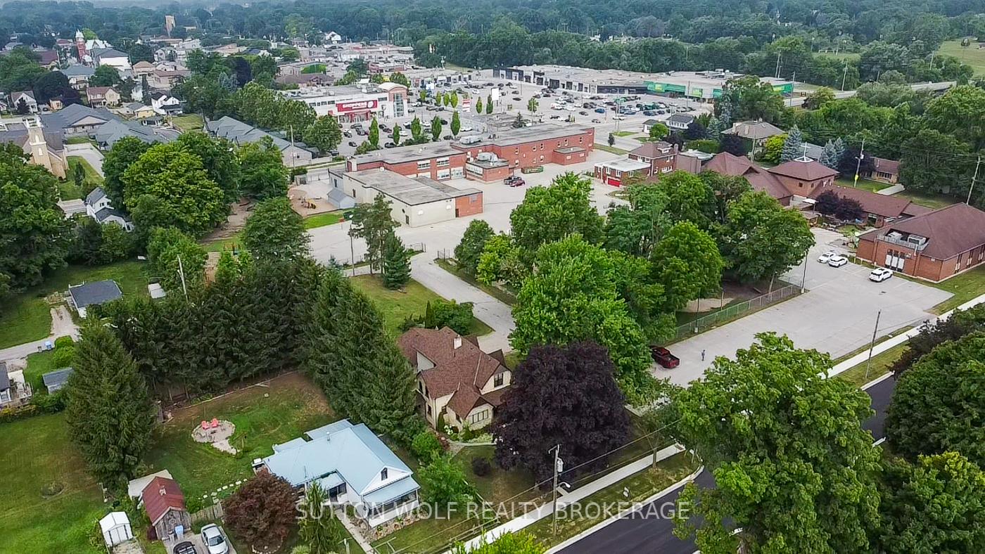Photo 44 of 32 Arthur Street, Strathroy-Caradoc, NE — HOMEH